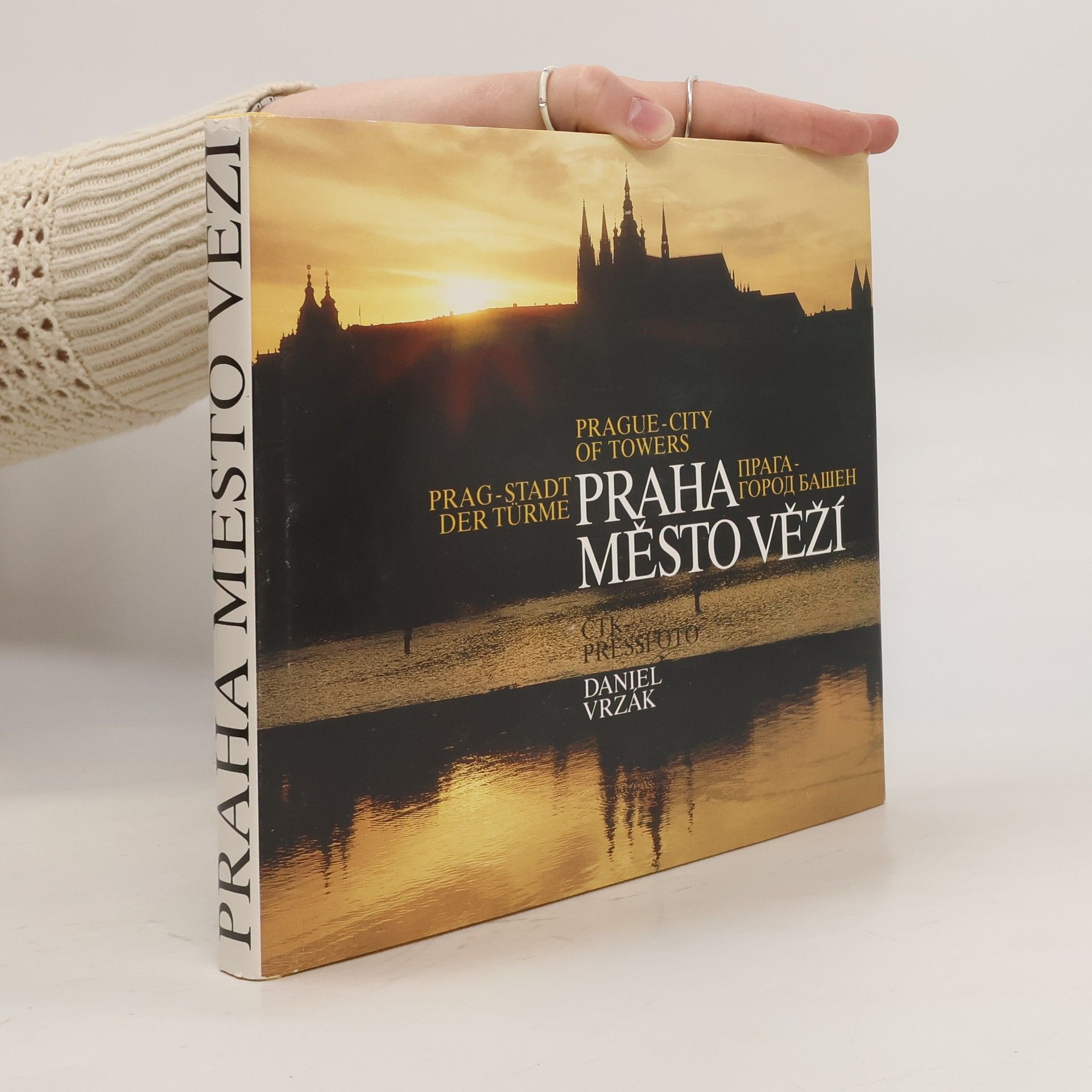 Daniel Vrzák Praha město věží