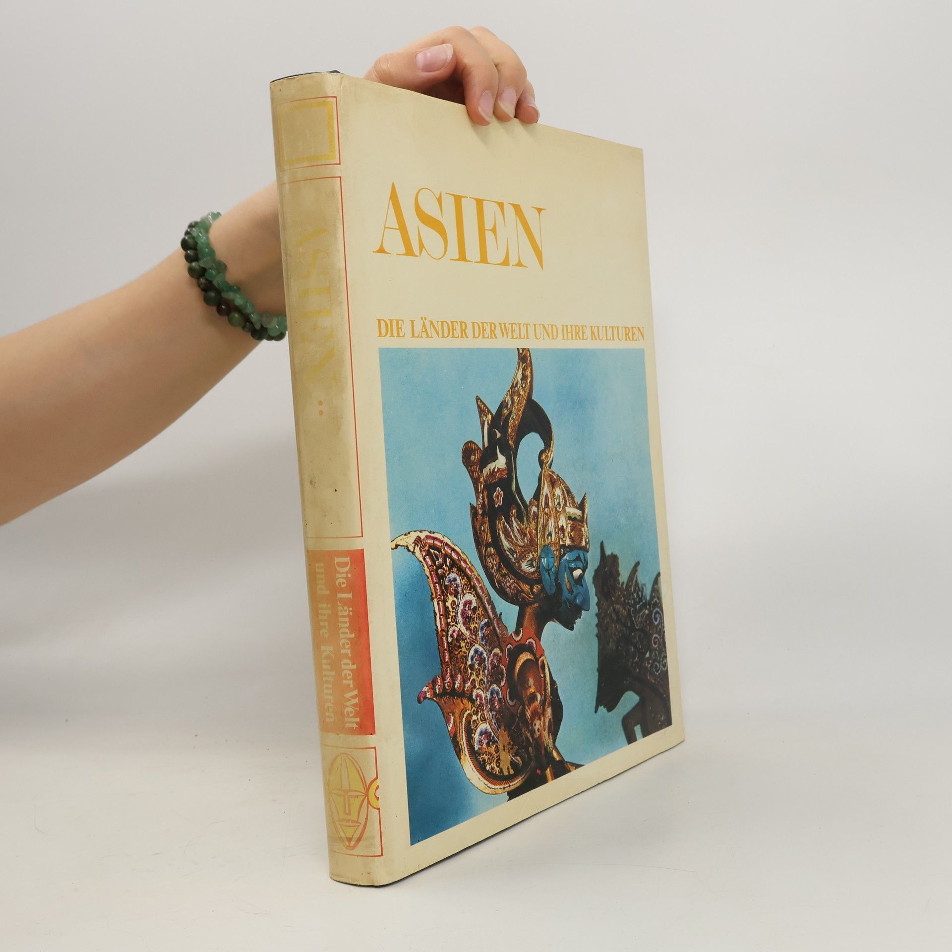 Collectif d'auteurs Asien
