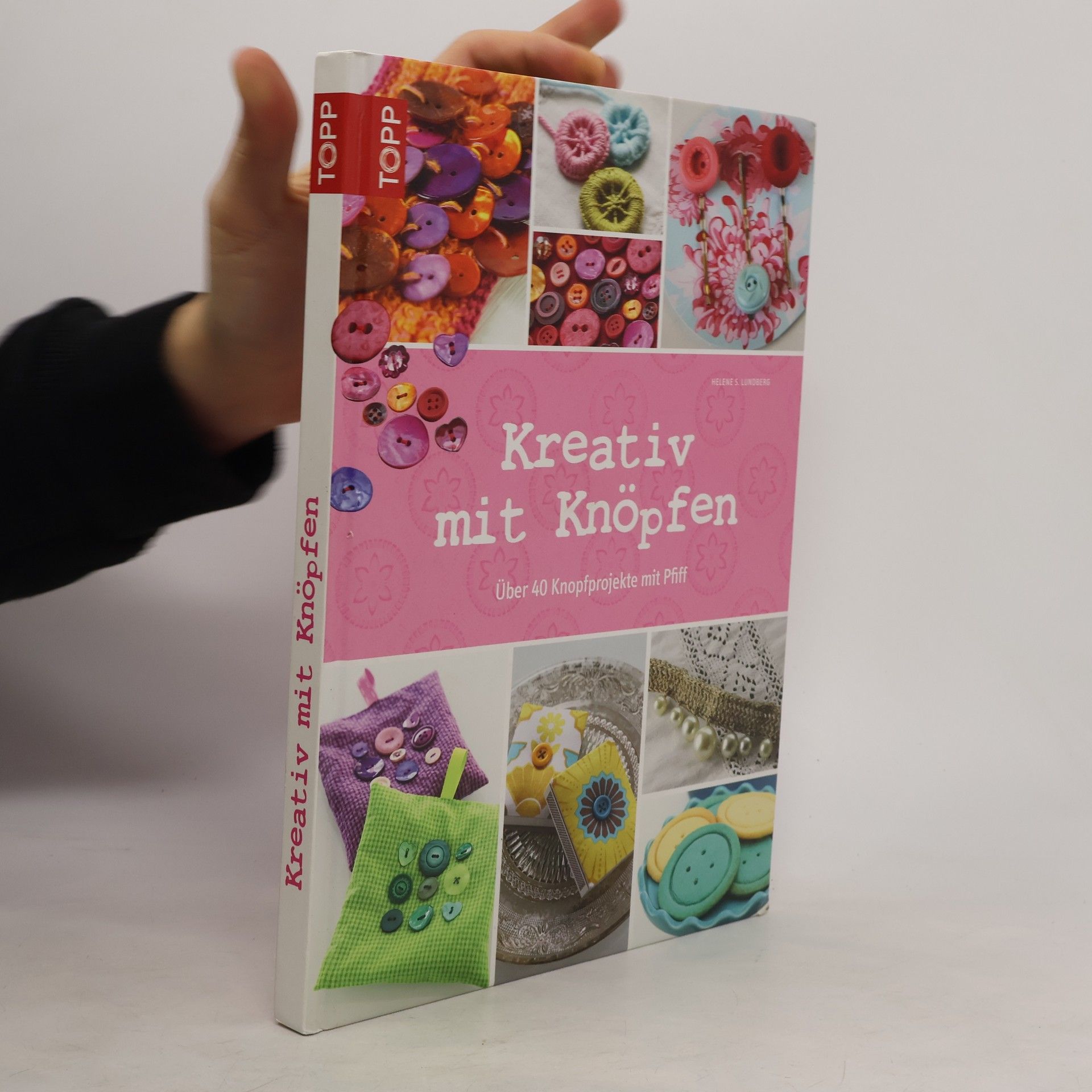 Helene S. Lundberg Kreativ mit Knöpfen
