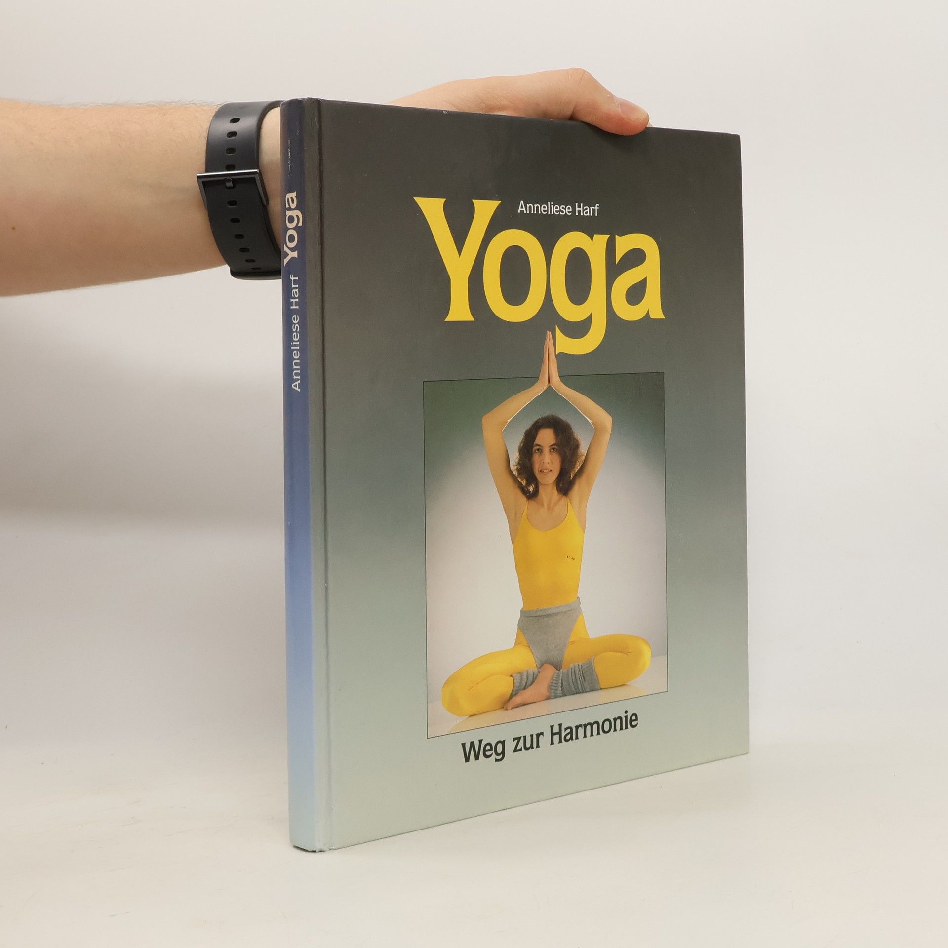 Anneliese Harf Yoga