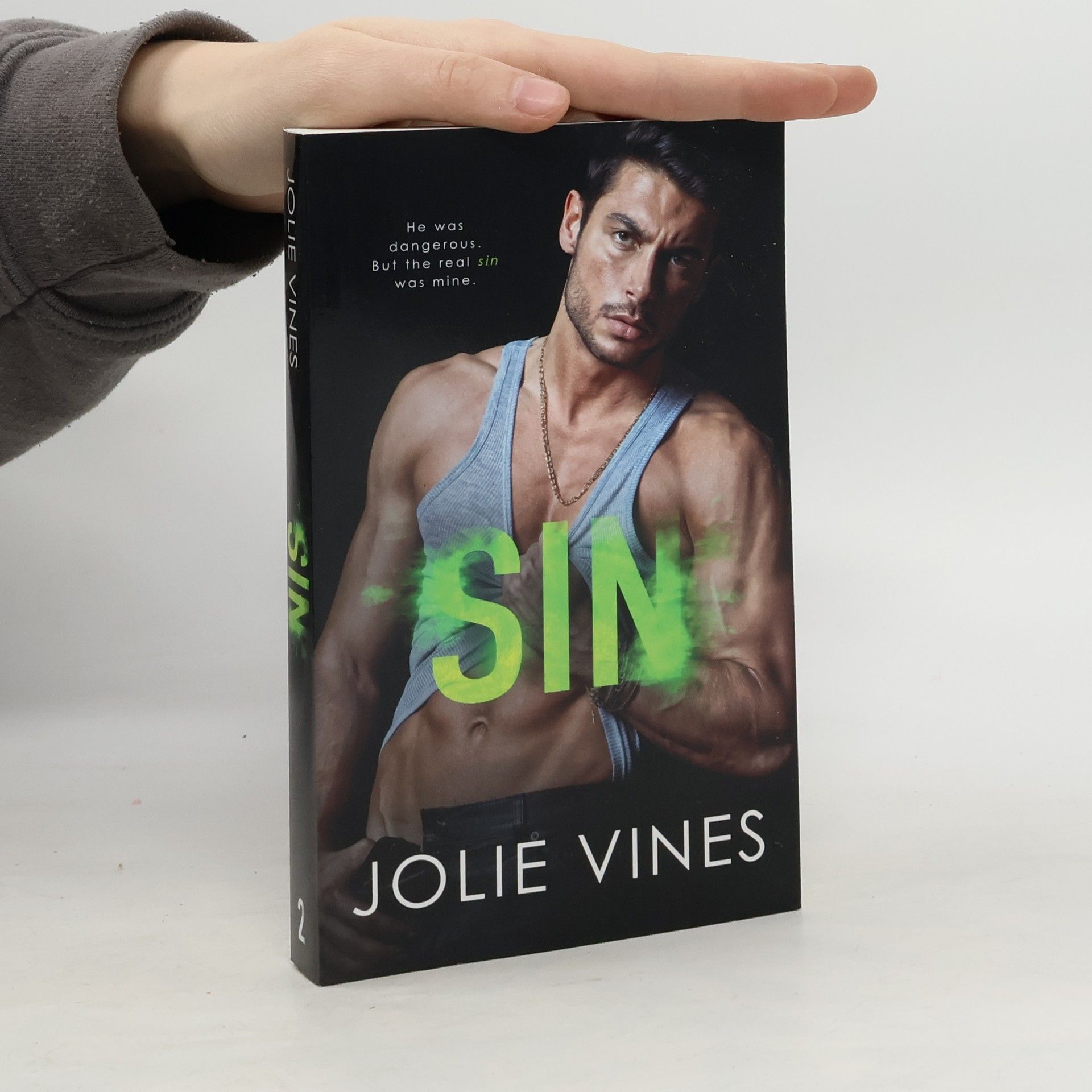 Jolie Vines Sin (Dark Island Scots, #2)