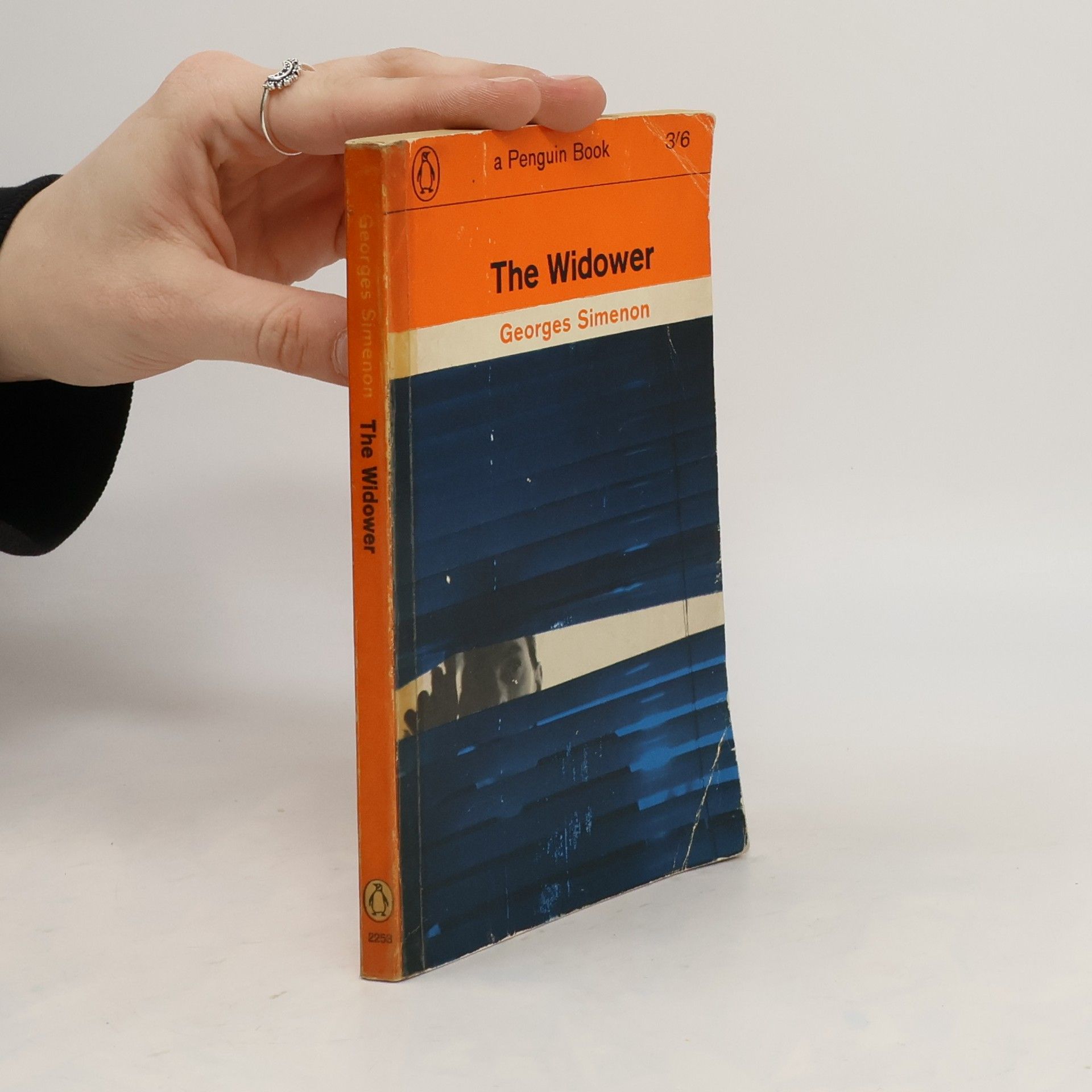 Georges Simenon The Widower
