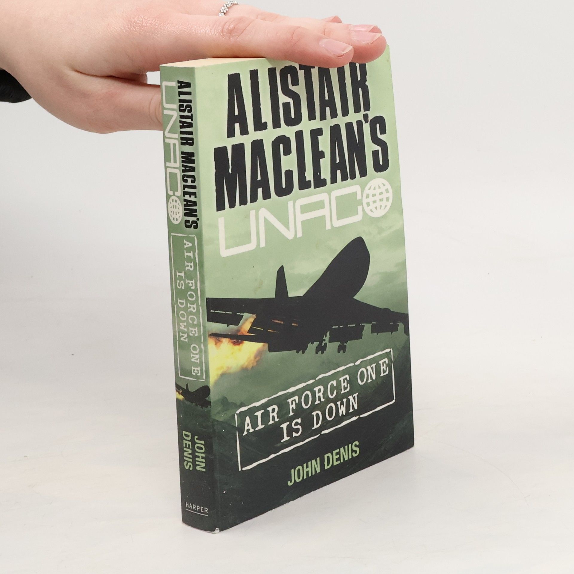 Alistair MacLean Air Force One is Down