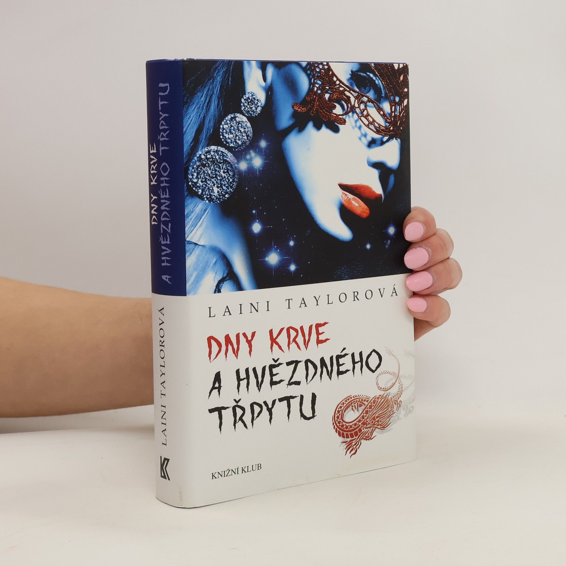 Laini Taylorová Dny krve a hvězdného třpytu