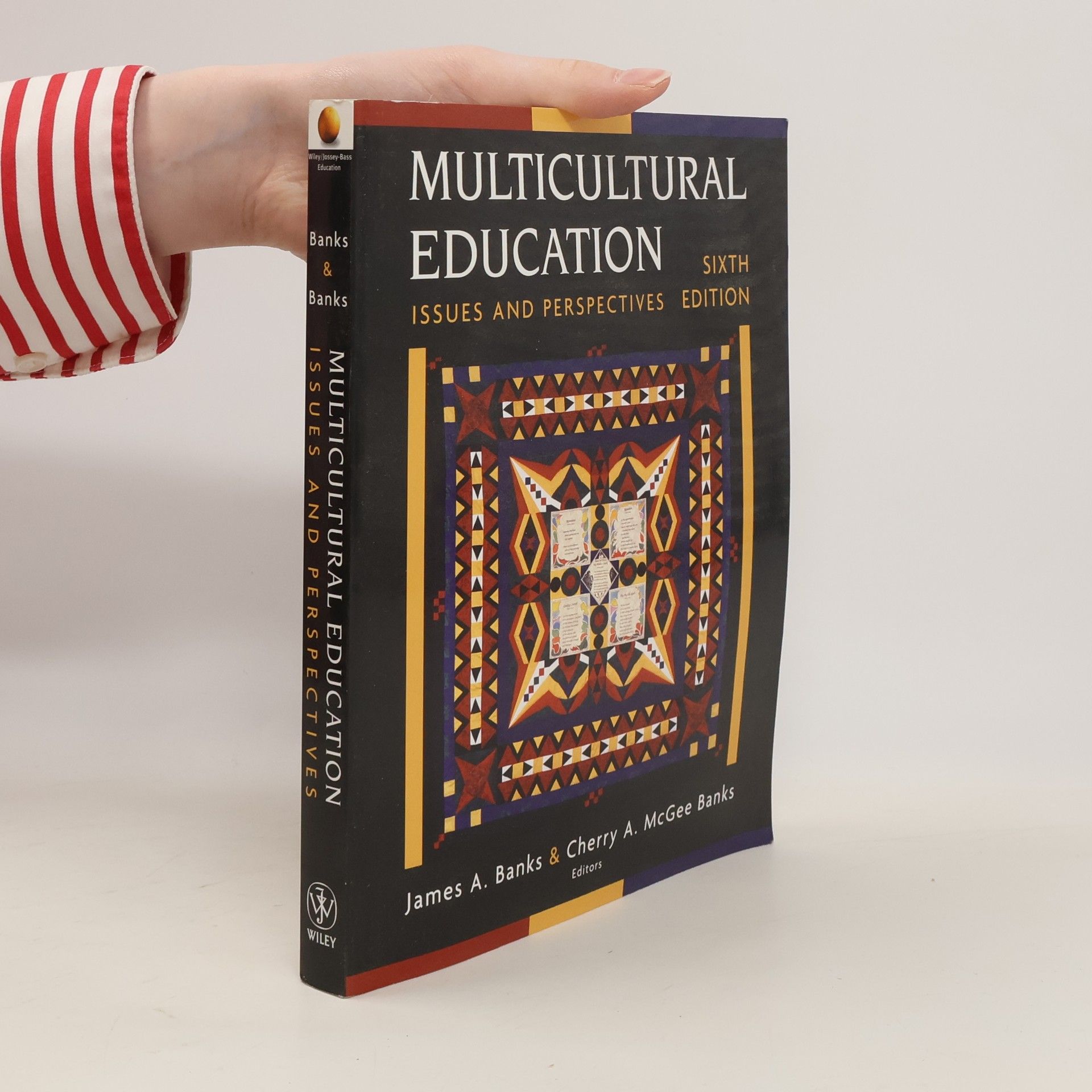 James A. Banks Multicultural Education. Issues and Perspectives