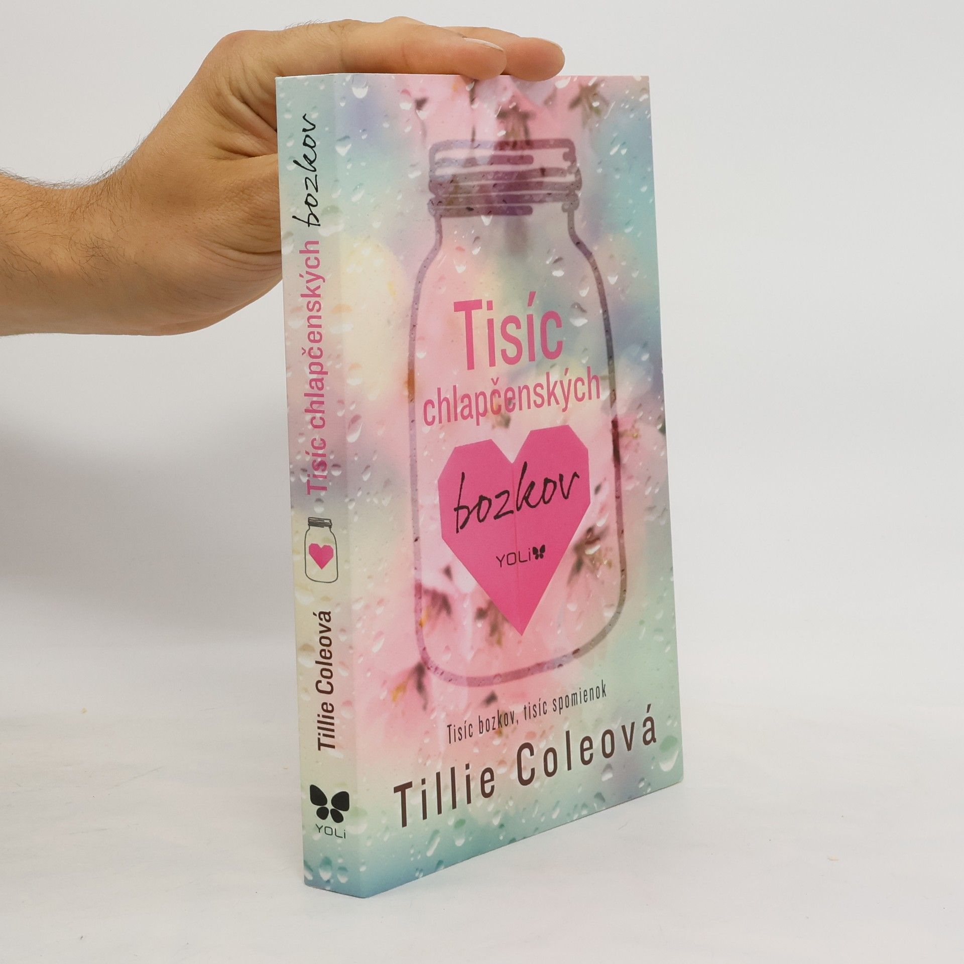 Tillie Cole Tisíc chlapčenských bozkov