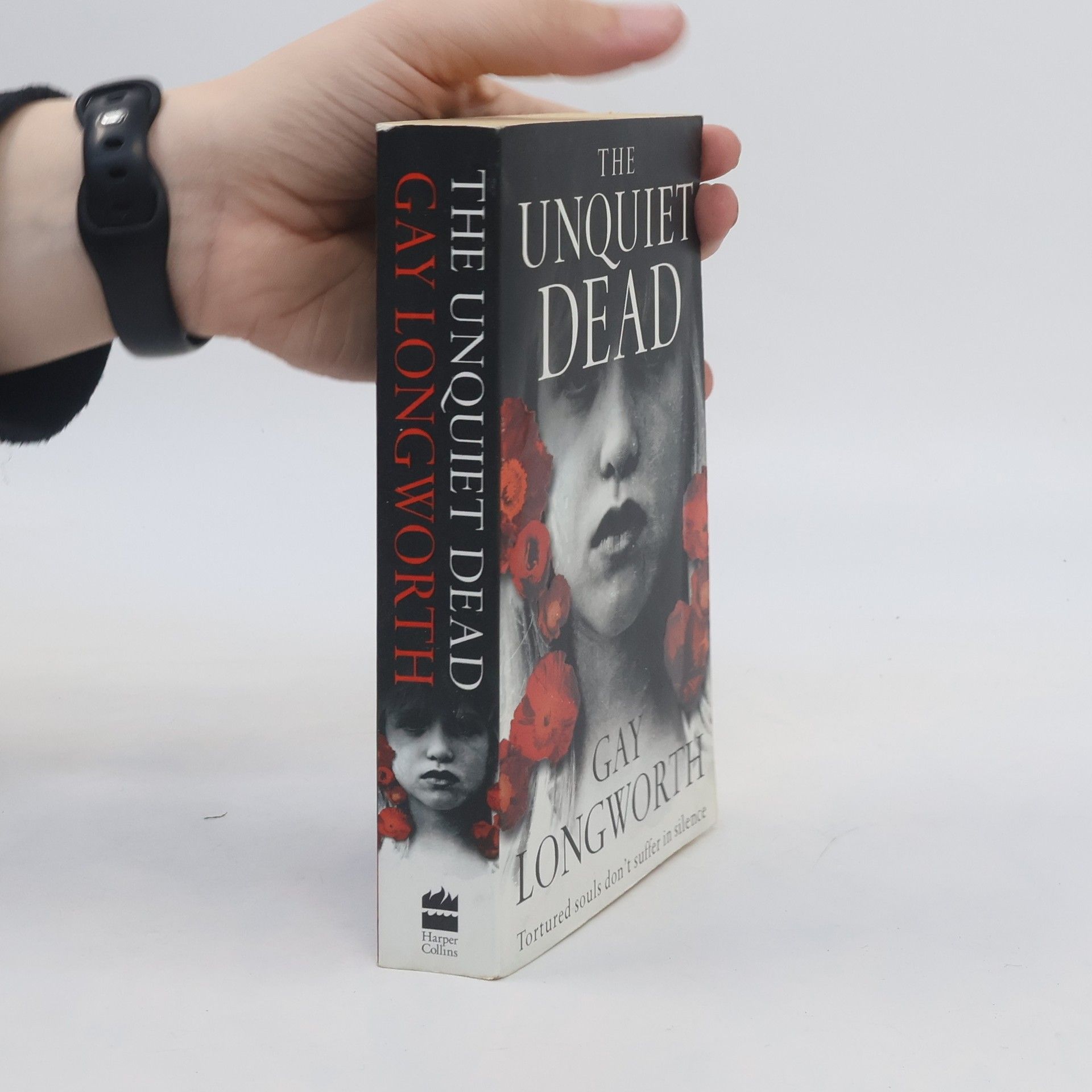 Gay Longworth The Unquiet Dead