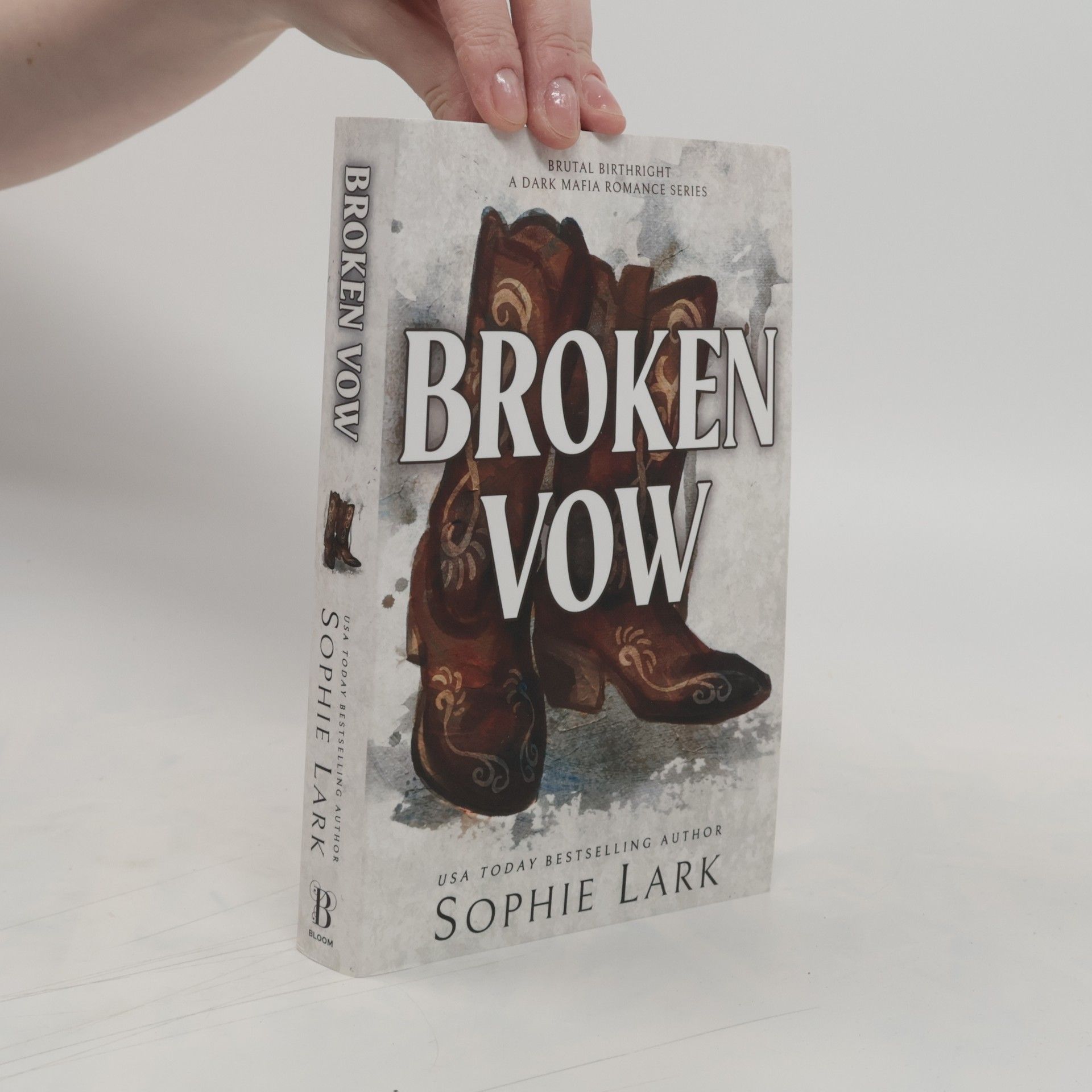 Sophie Lark Broken Vow
