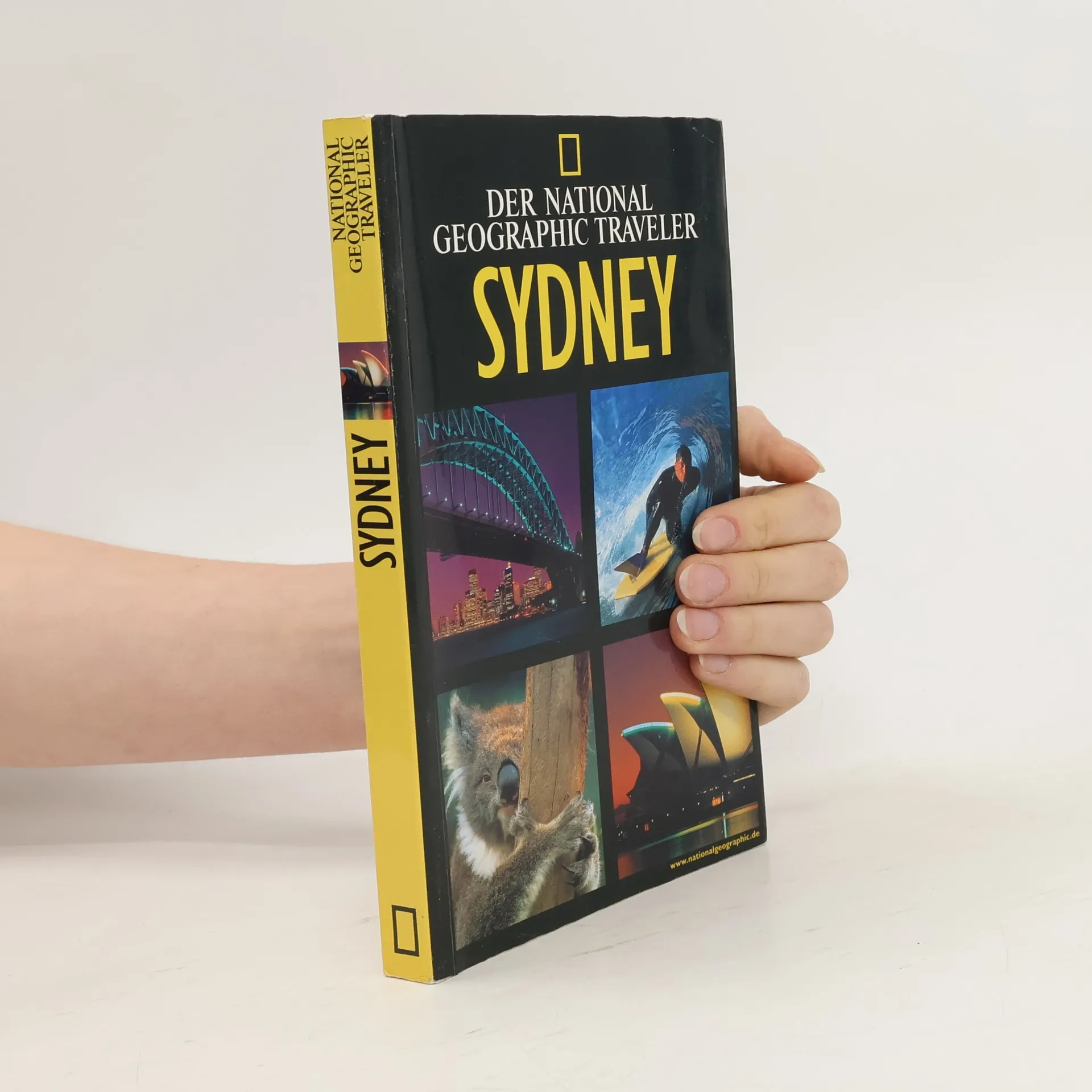 Sydney | Book | Evan McHugh | DE