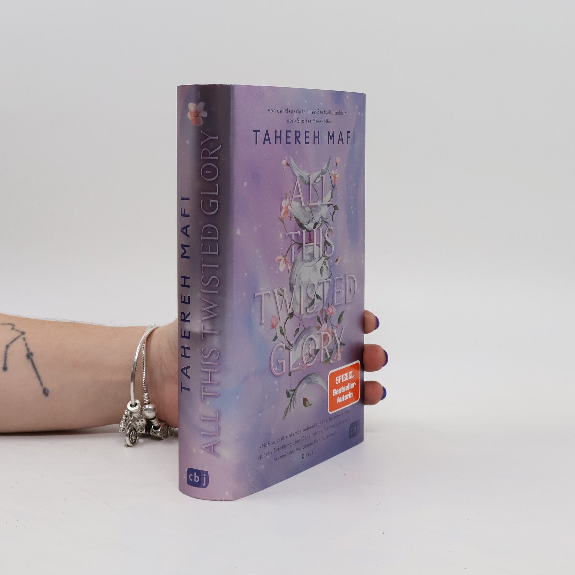Tahereh Mafi All this twisted glory