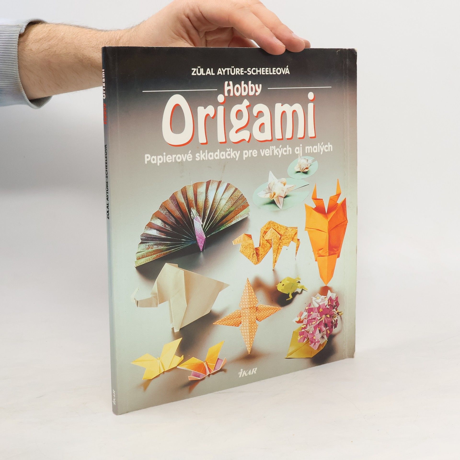 Zülal Aytüre Sheeleová Origami