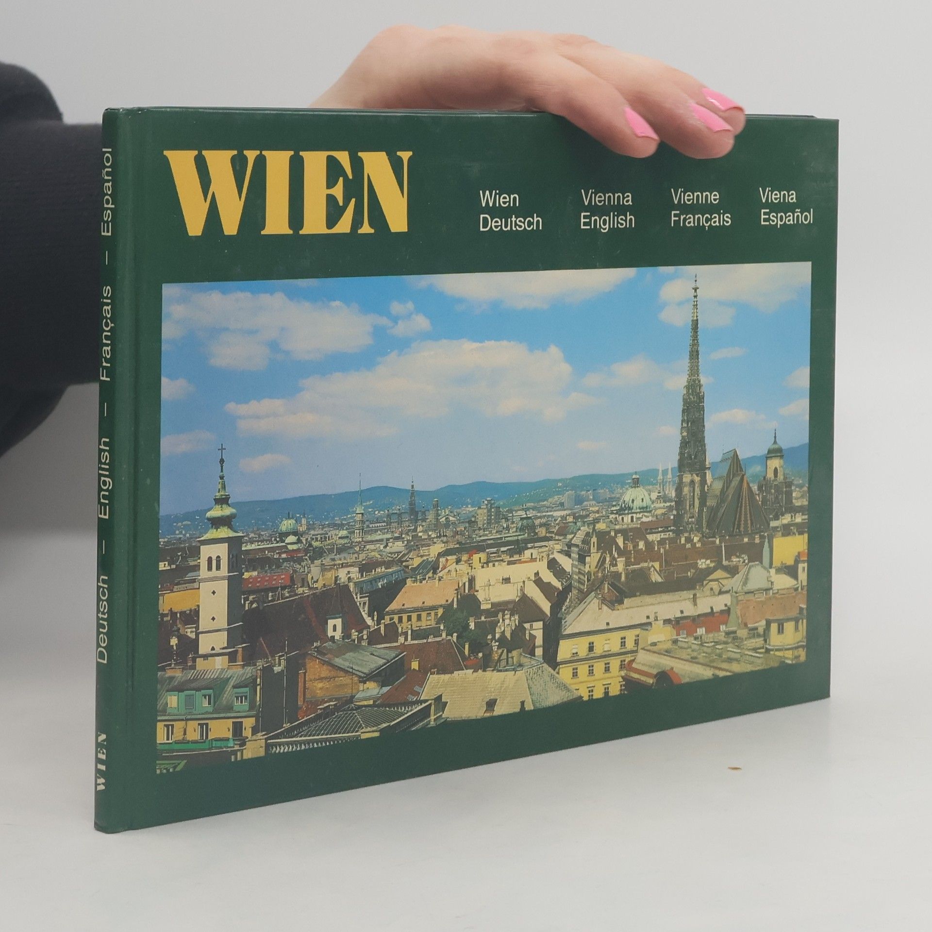 Adrian Towersey Wien
