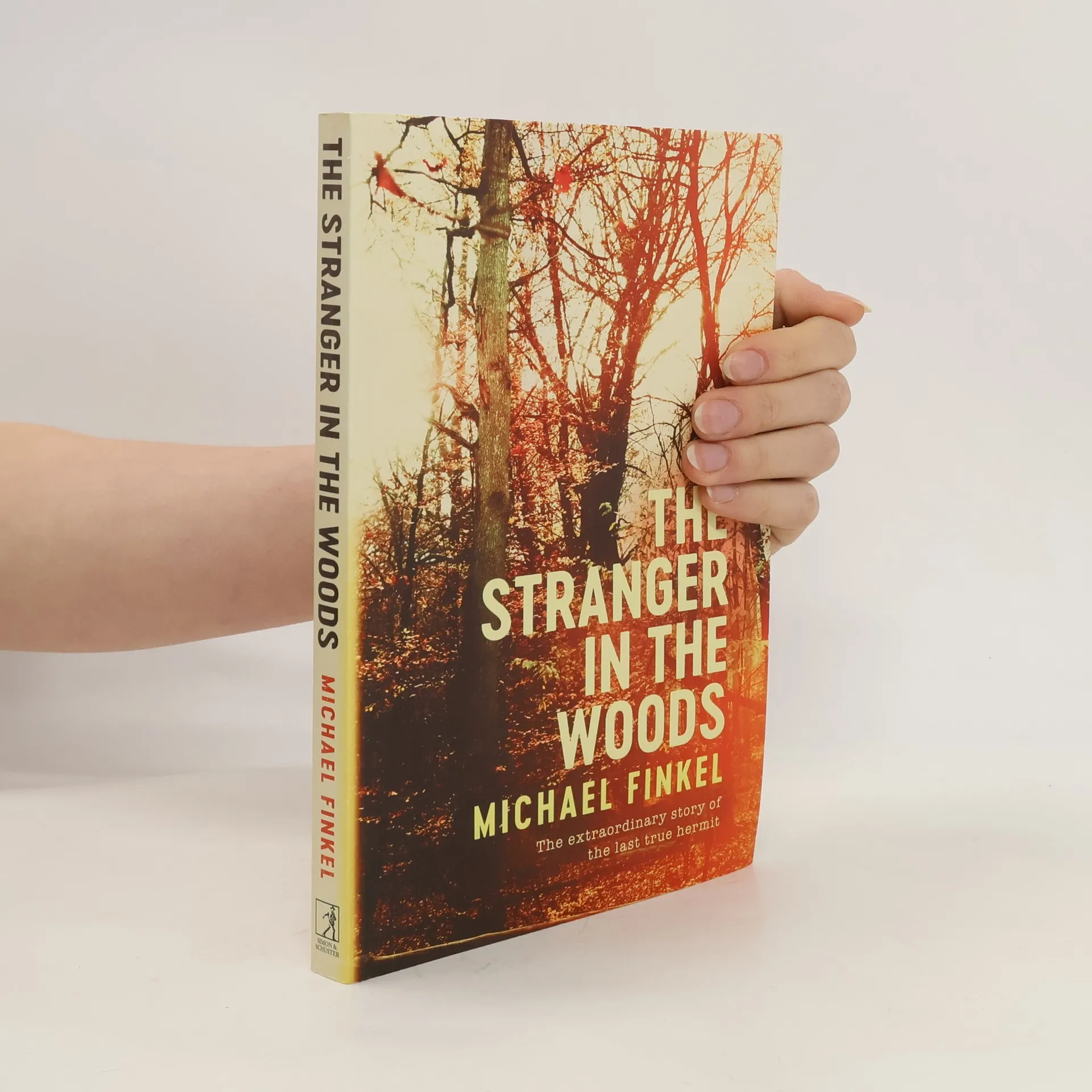 The Stranger in the Woods | Book | Paperback | Michael Finkel | EN