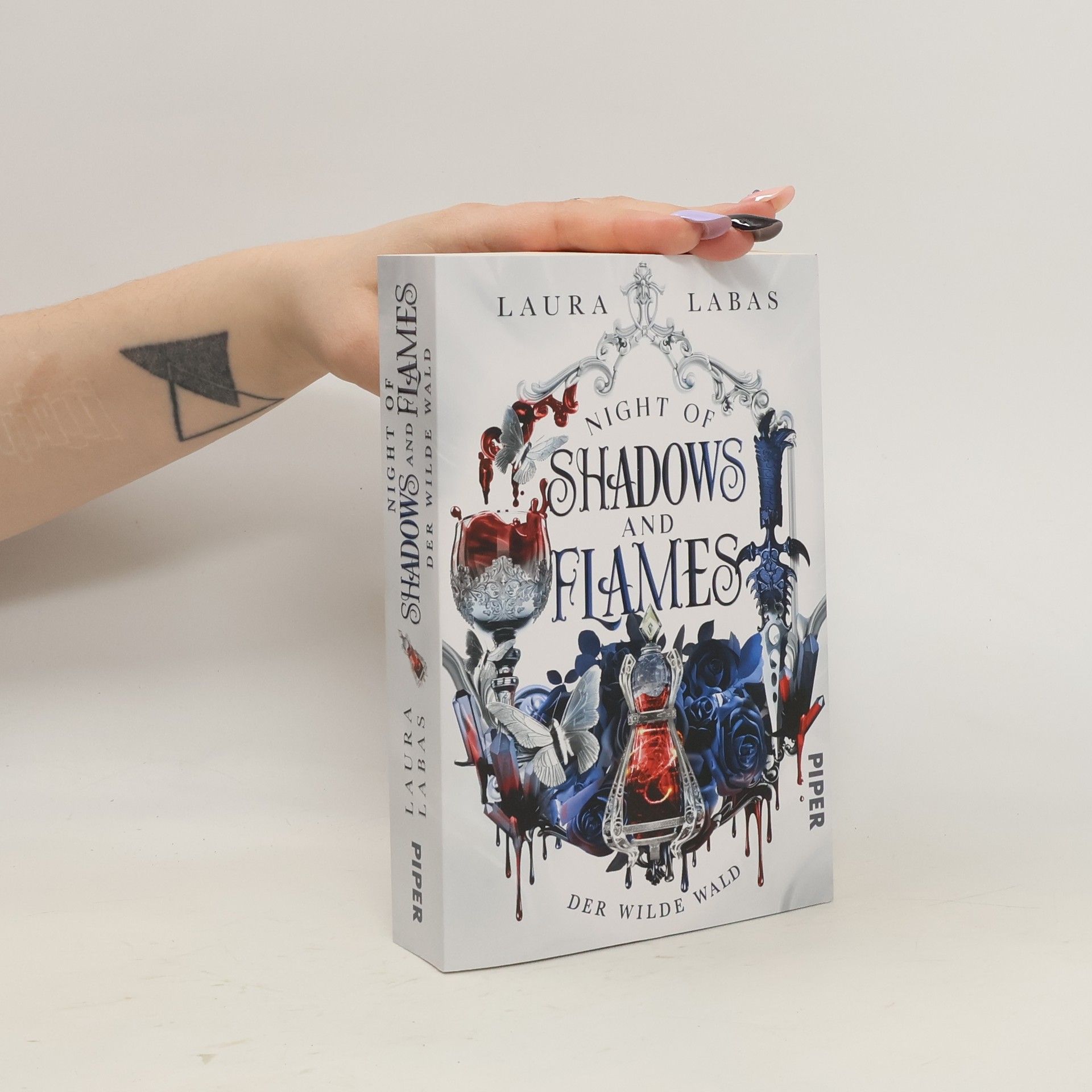 Laura Labas Night of Shadows and Flames. Der wilde Wald