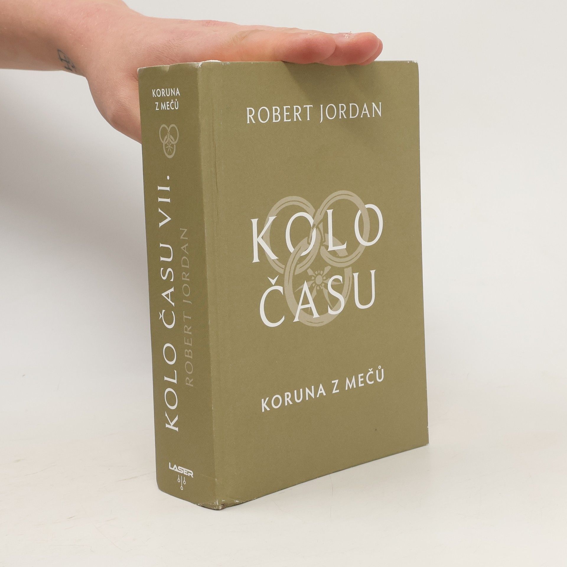 Robert Jordan Koruna z mečů