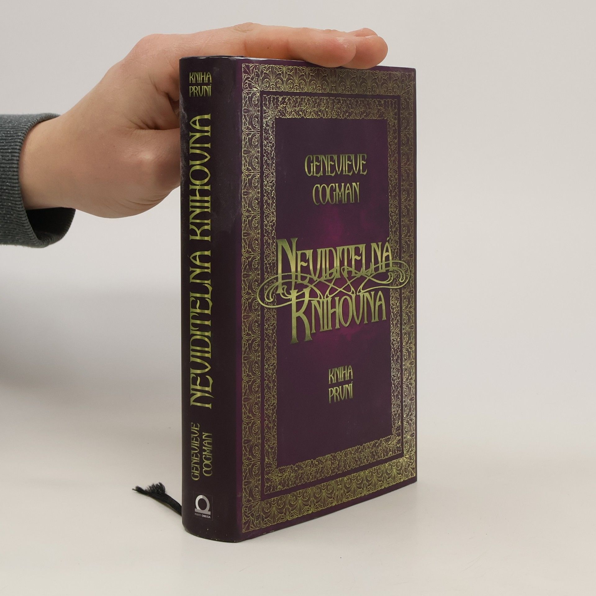 Genevieve Cogman Neviditelná knihovna