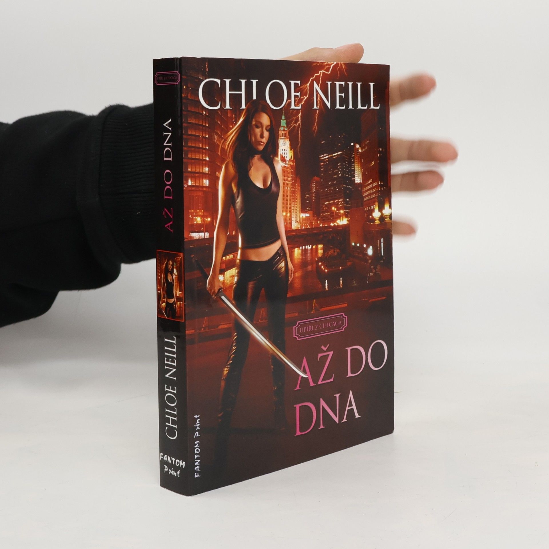 Chloe Neill Až do dna