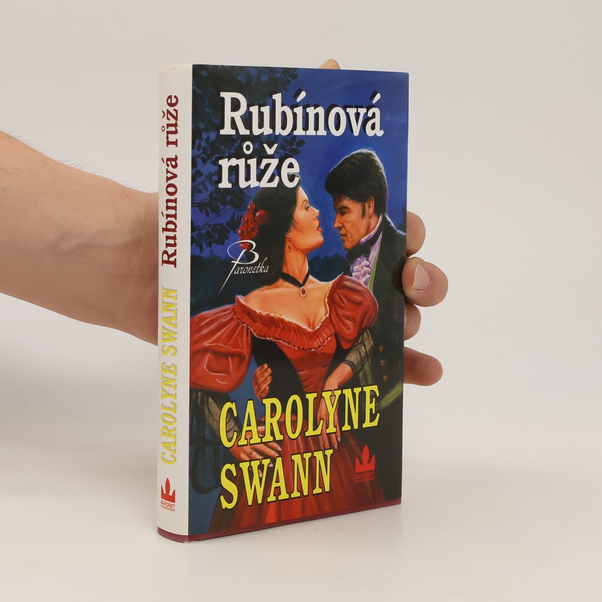 Carolyne Swann Rubínová růže