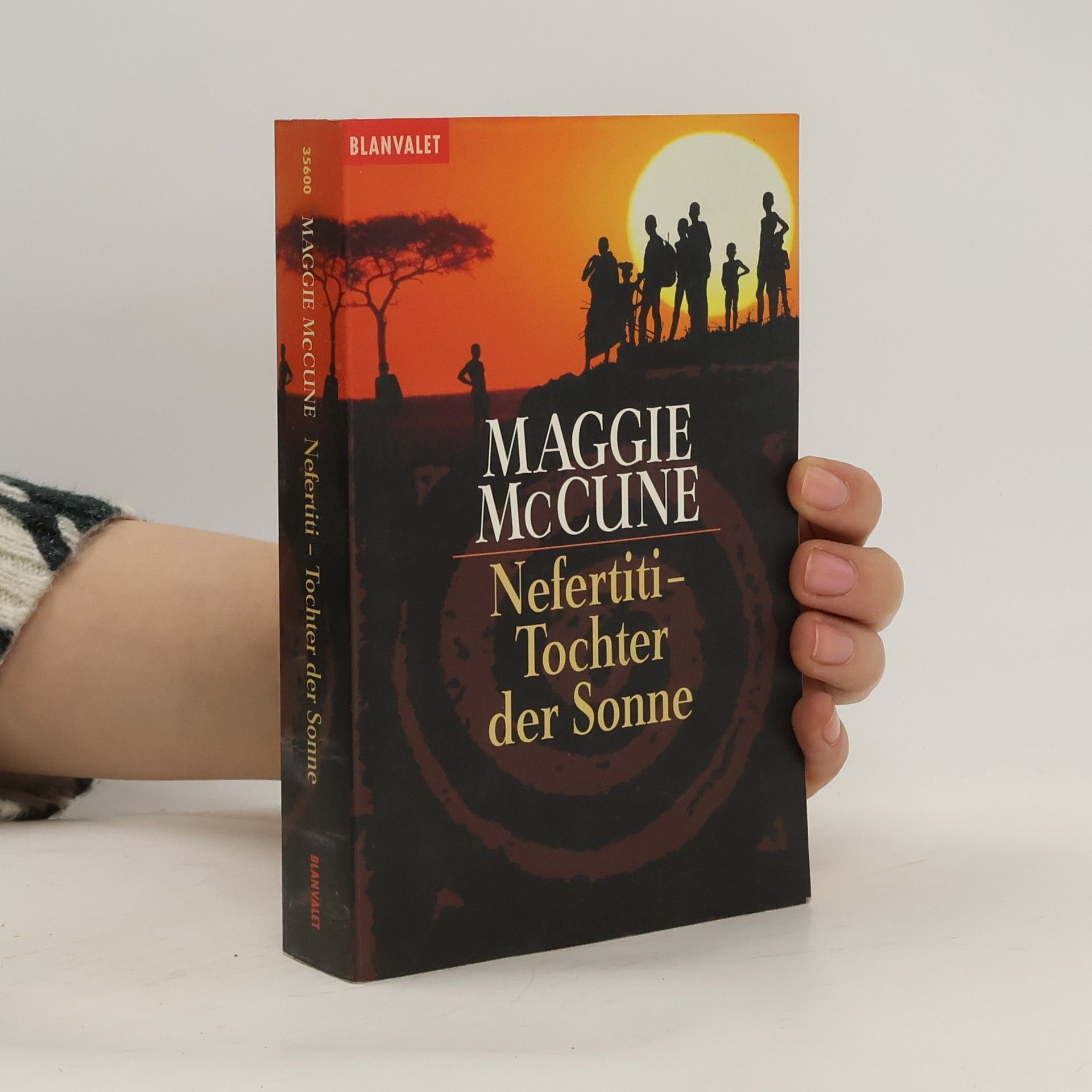 Maggie McCune Nefertiti - Tochter der Sonne