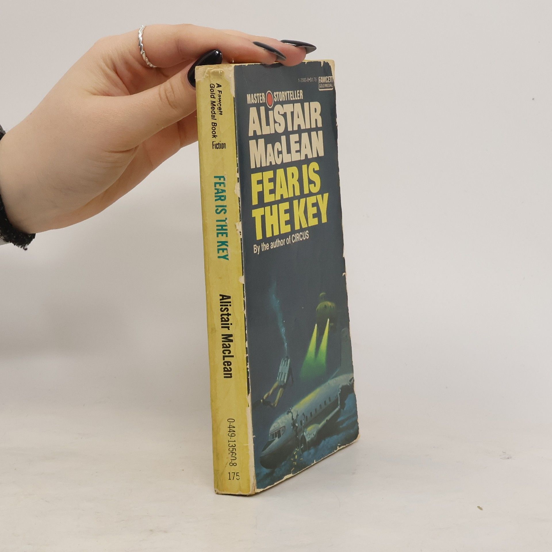 Alistair MacLean Fear Is the Key