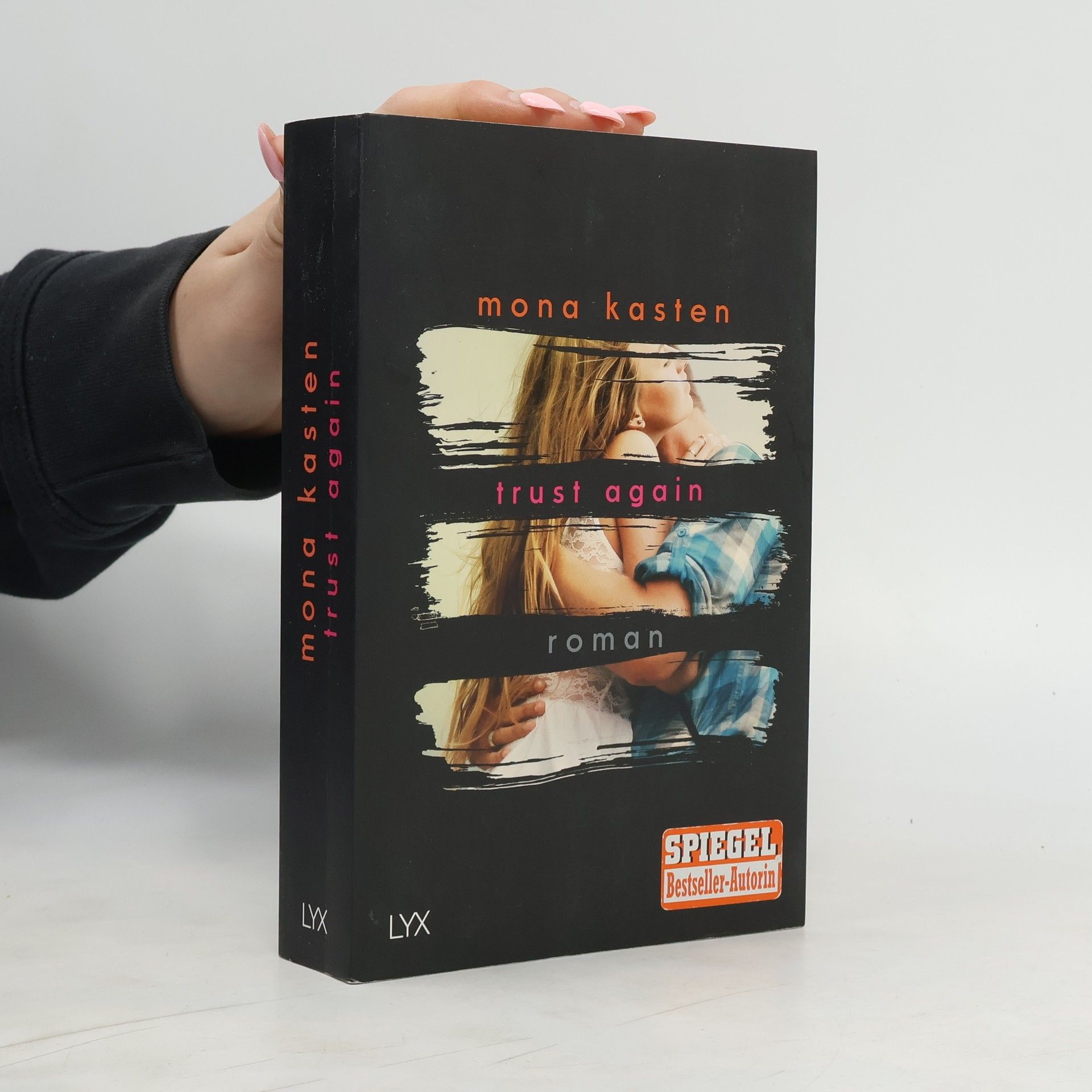 Mona Kasten Trust again
