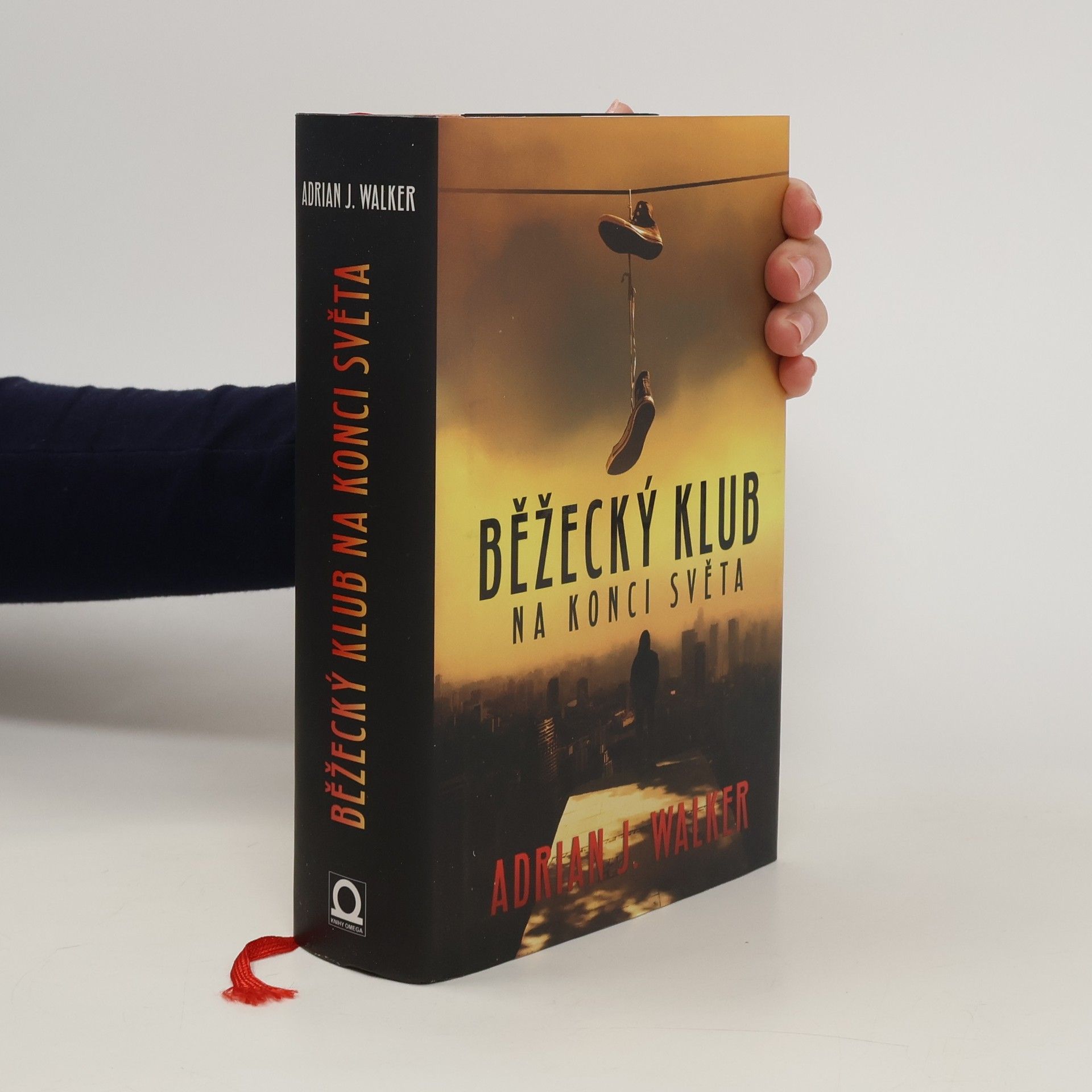 Adrian J. Walker Běžecký klub na konci světa