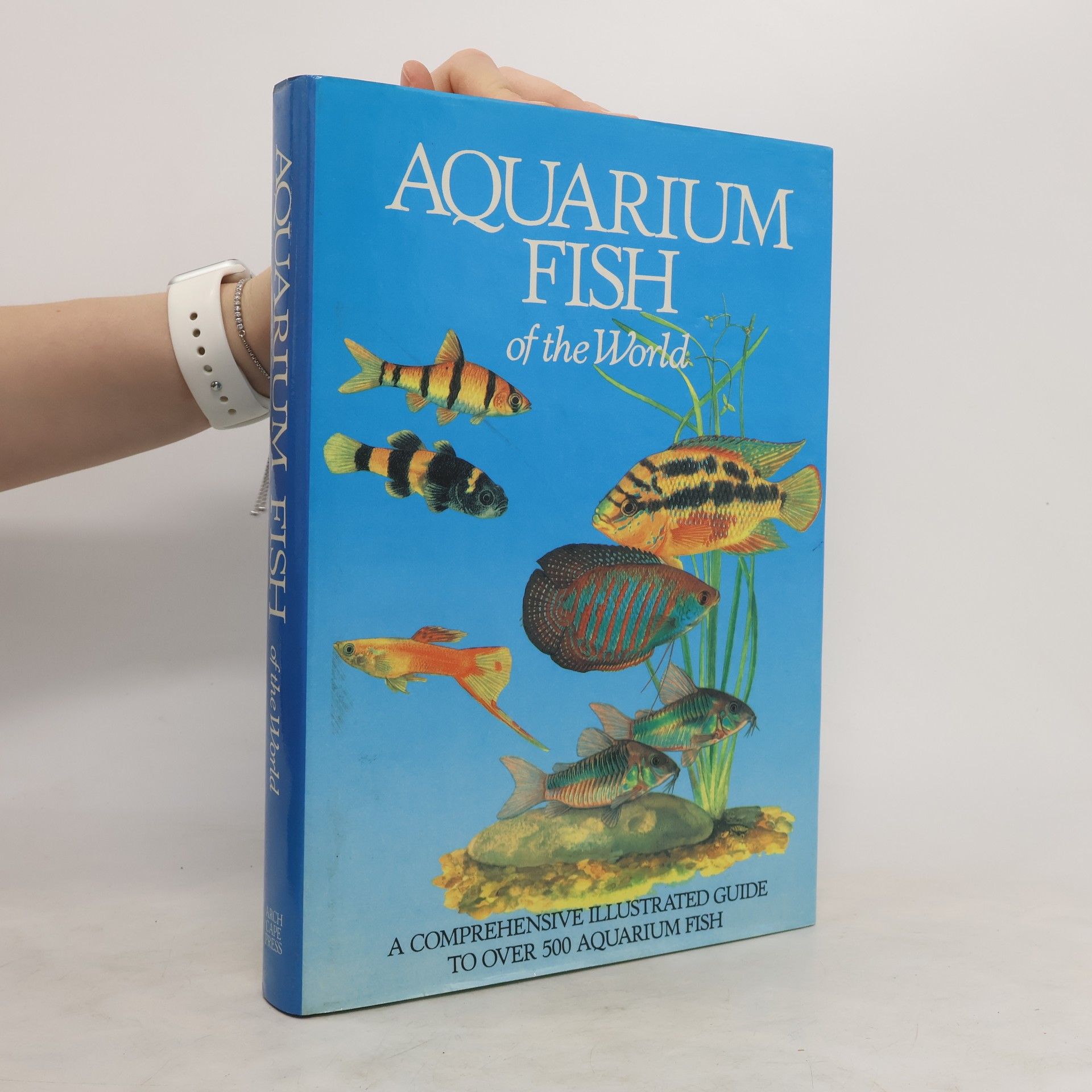 Ivan Petrovický Aquarium Fish of the World
