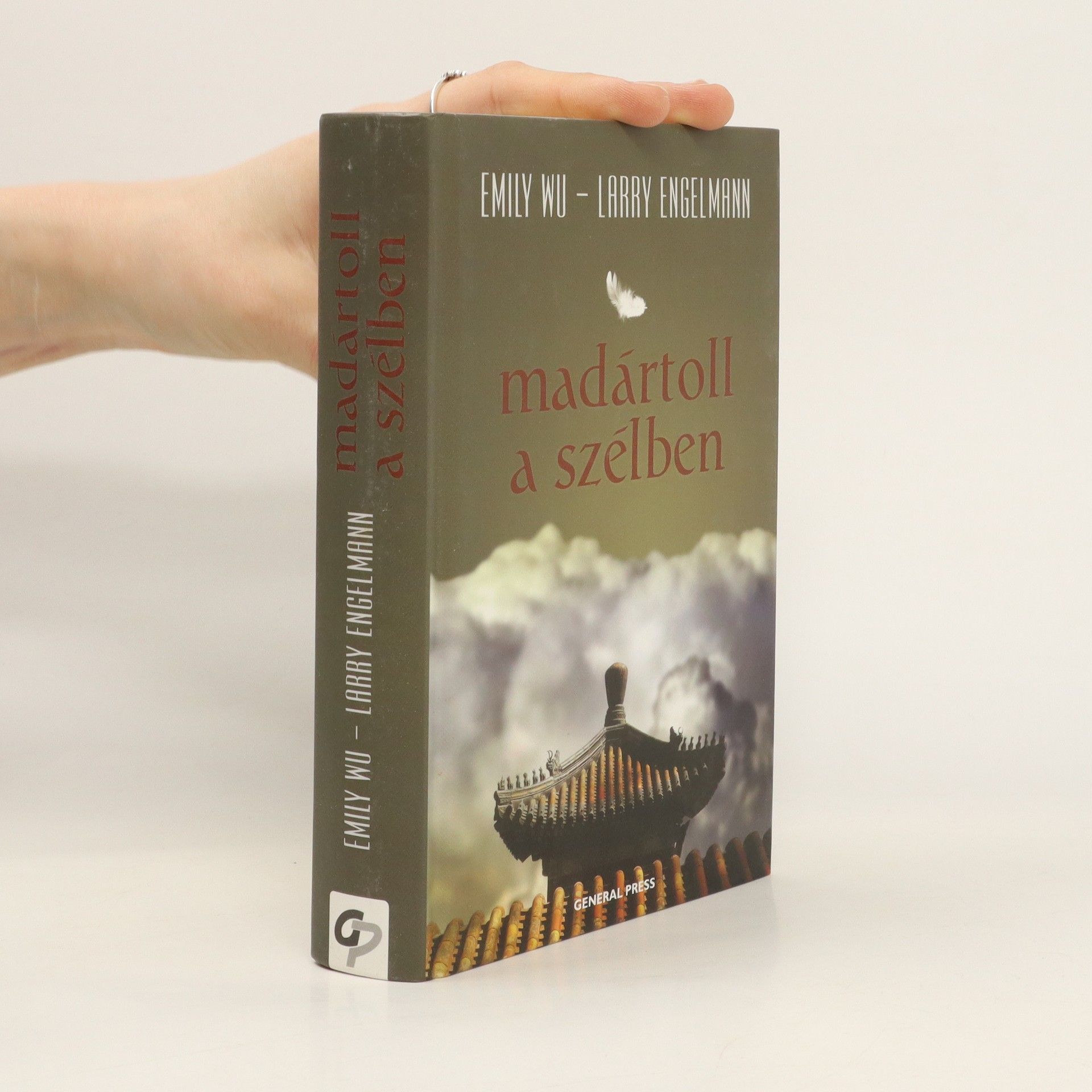 Collectif d'auteurs Madártoll a szélben