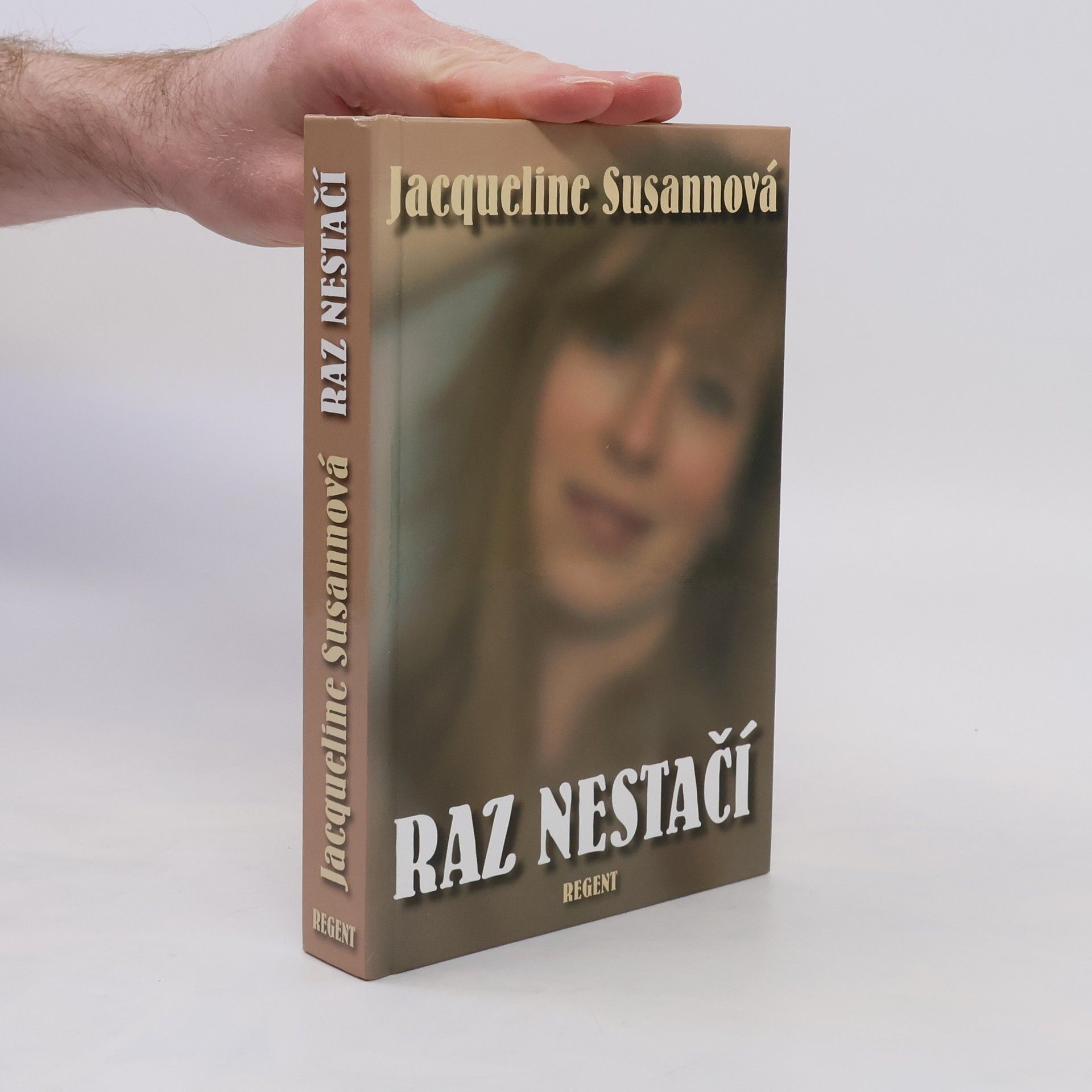 Jacqueline Susann Raz nestačí
