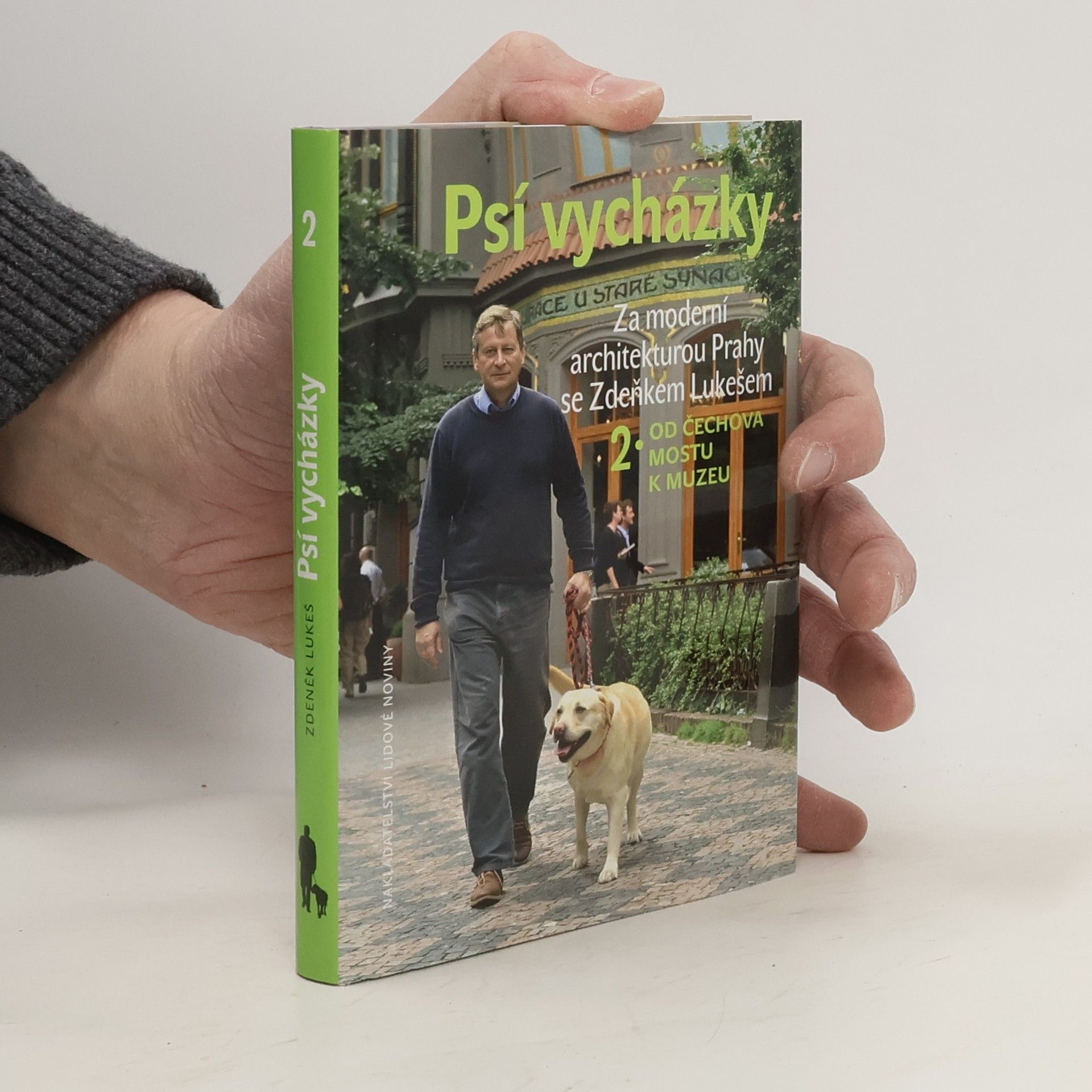 Zdeněk Lukeš Psí vycházky (2. od Čechova mostu k Muzeu)