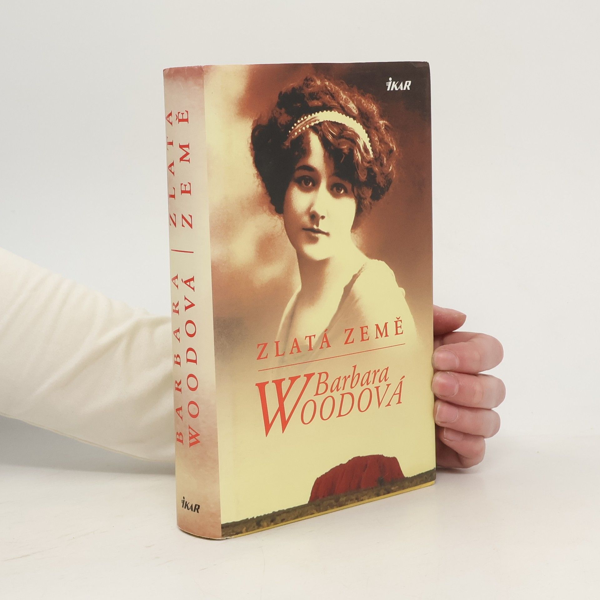 Barbara Wood Zlatá země