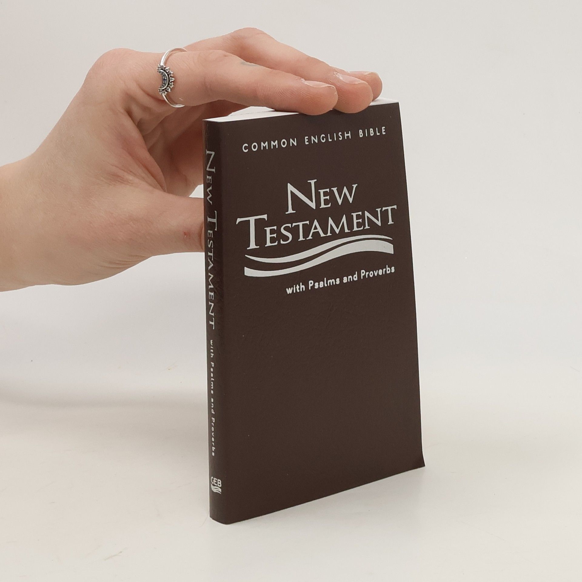 AA.VV. New Testament With Psalms and Proverbs