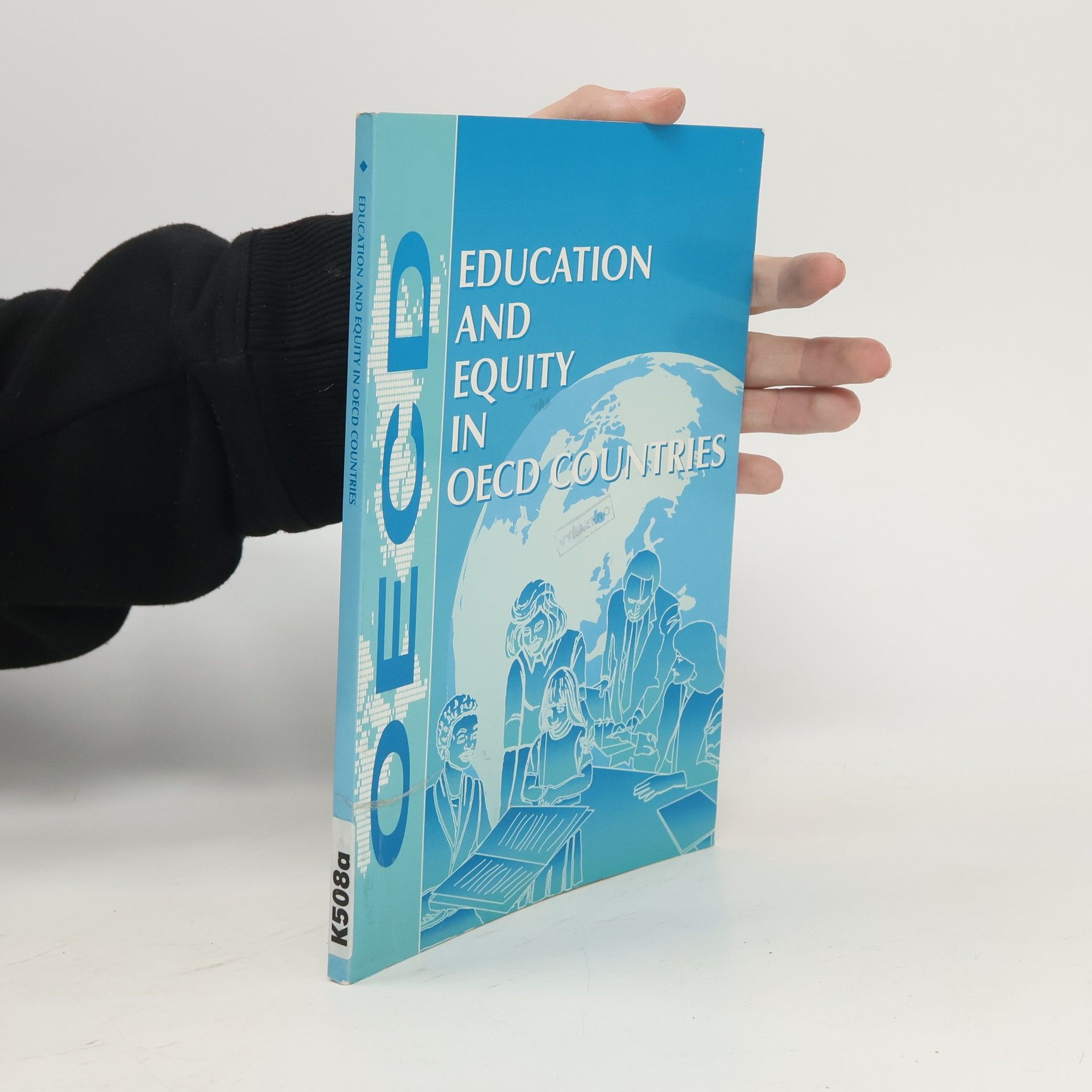 Collectif d'auteurs Education and equity in OECD countries