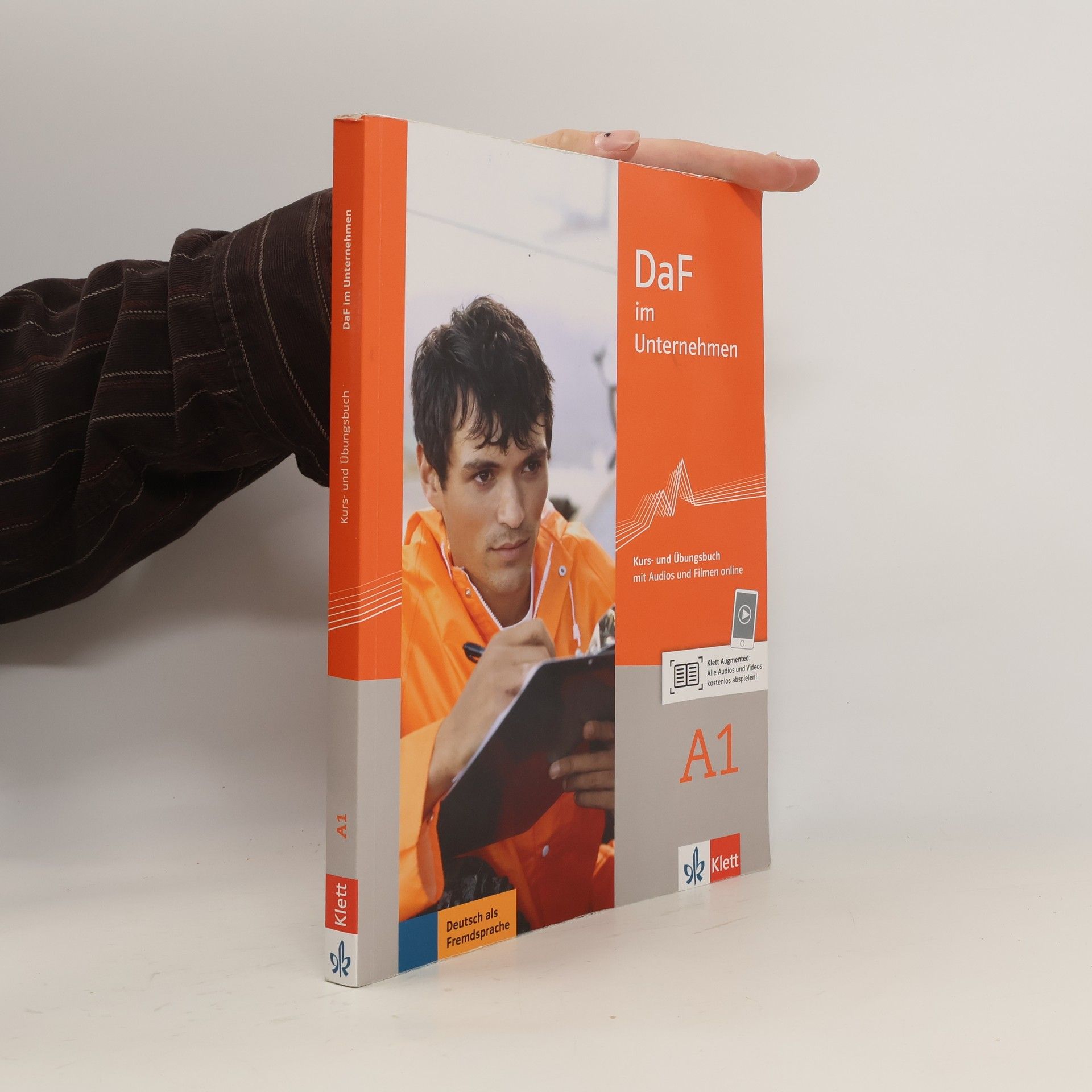 Autores varios DaF im Unternehmen A1. Kurs- und Übungsbuch