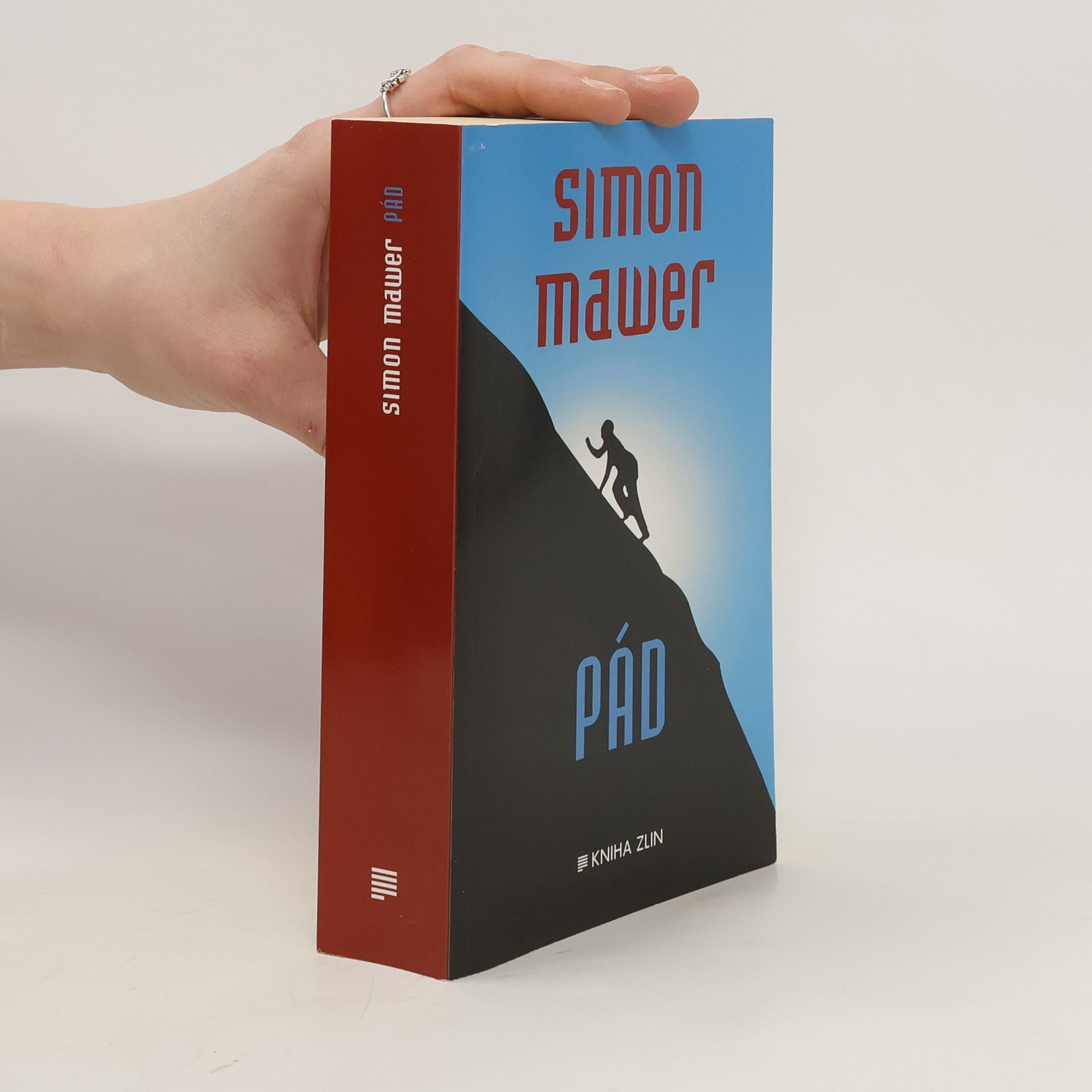 Simon Mawer Pád