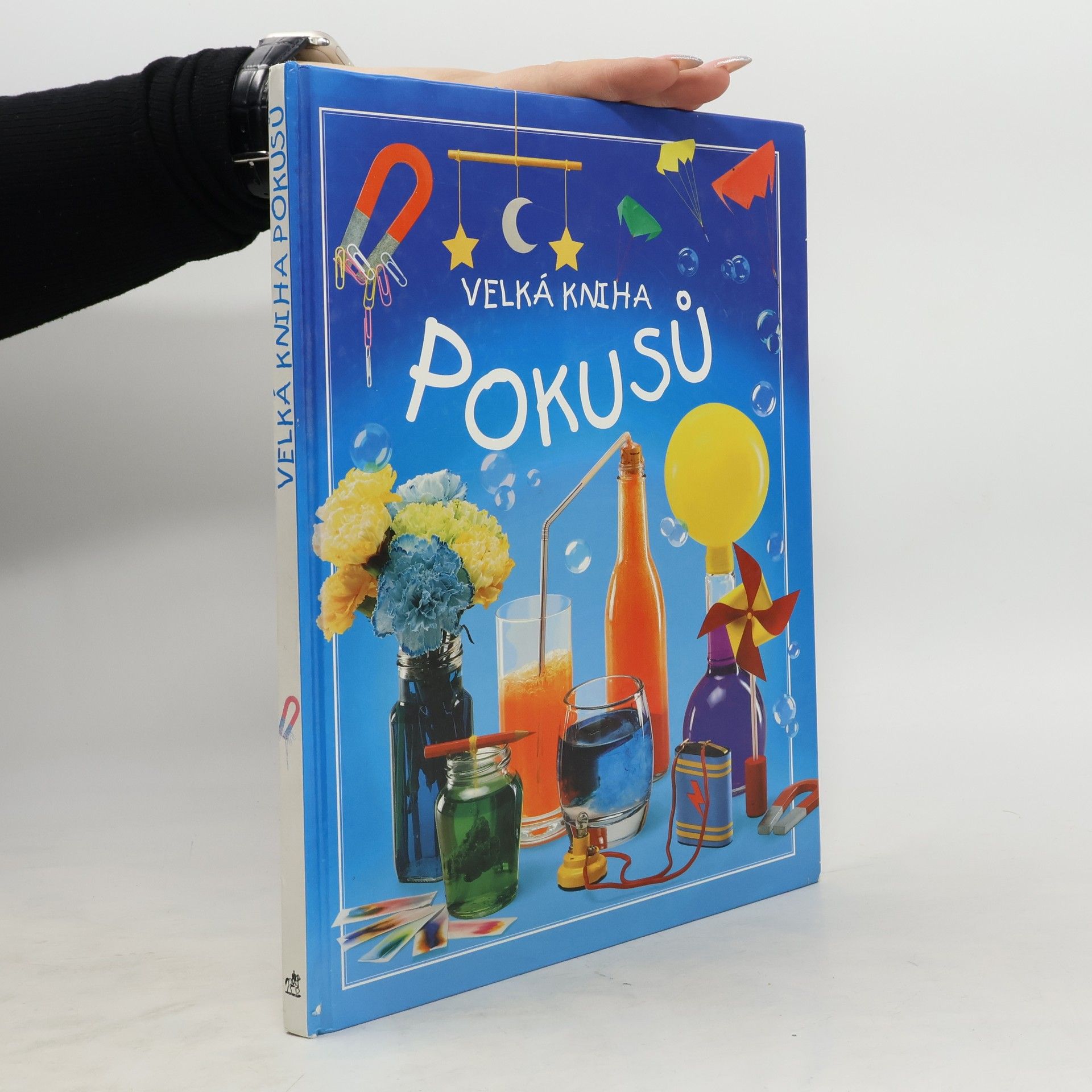 AA.VV. Velká kniha pokusů