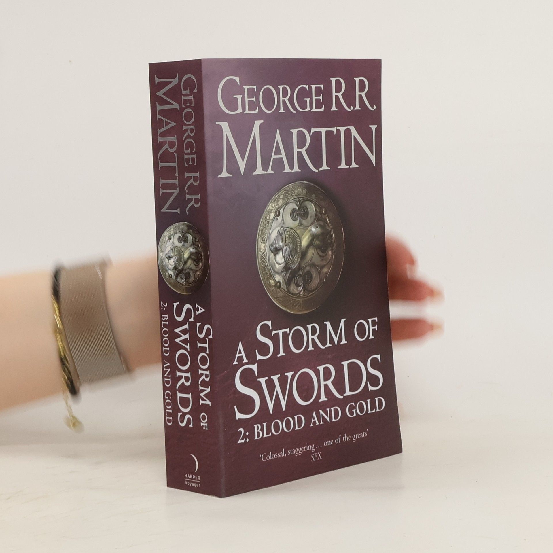 George R. R. Martin A storm of swords : book three of A song of ice and fire. Part two, Blood and gold