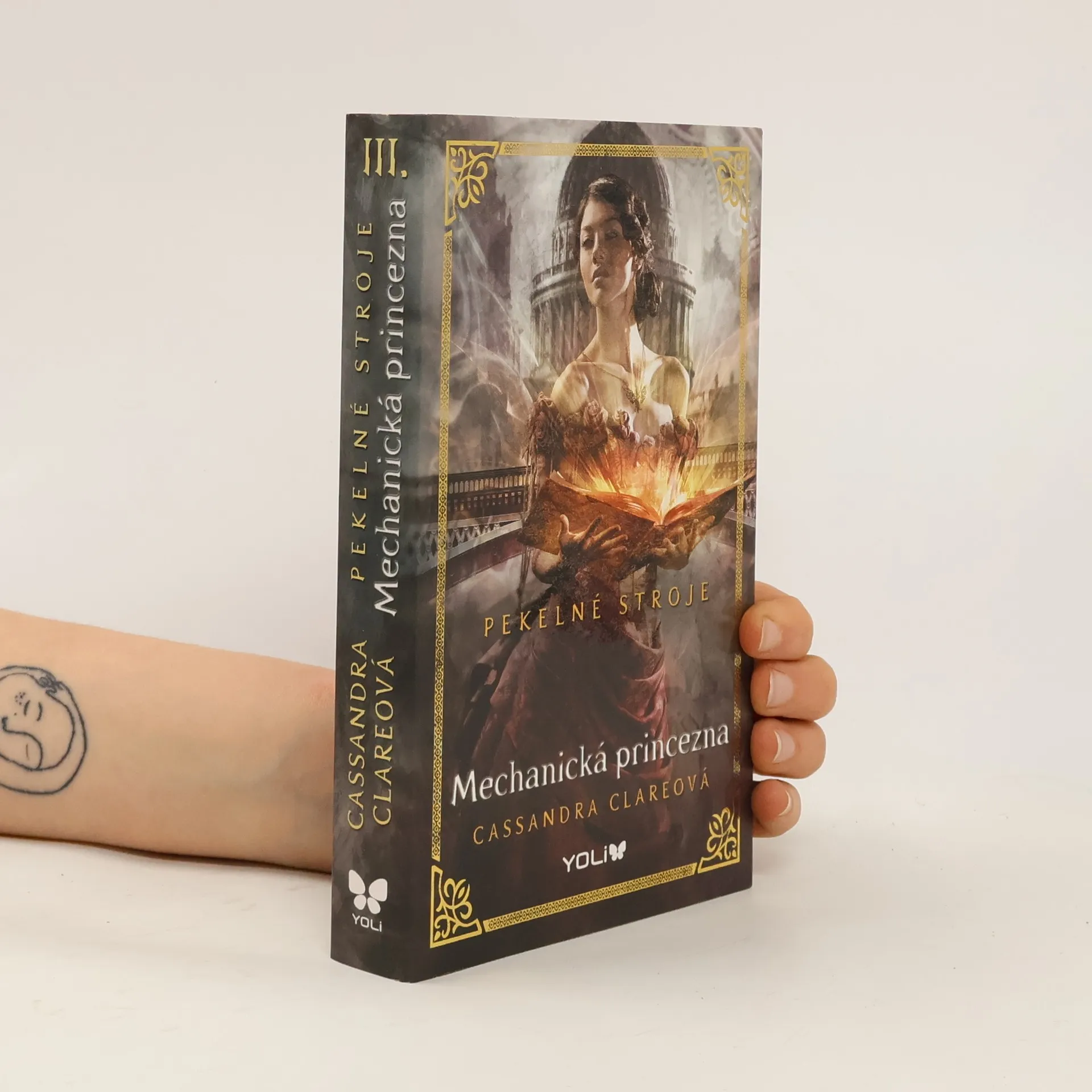 Mechanická princezna | Kniha | pevná | Cassandra Clare | CS