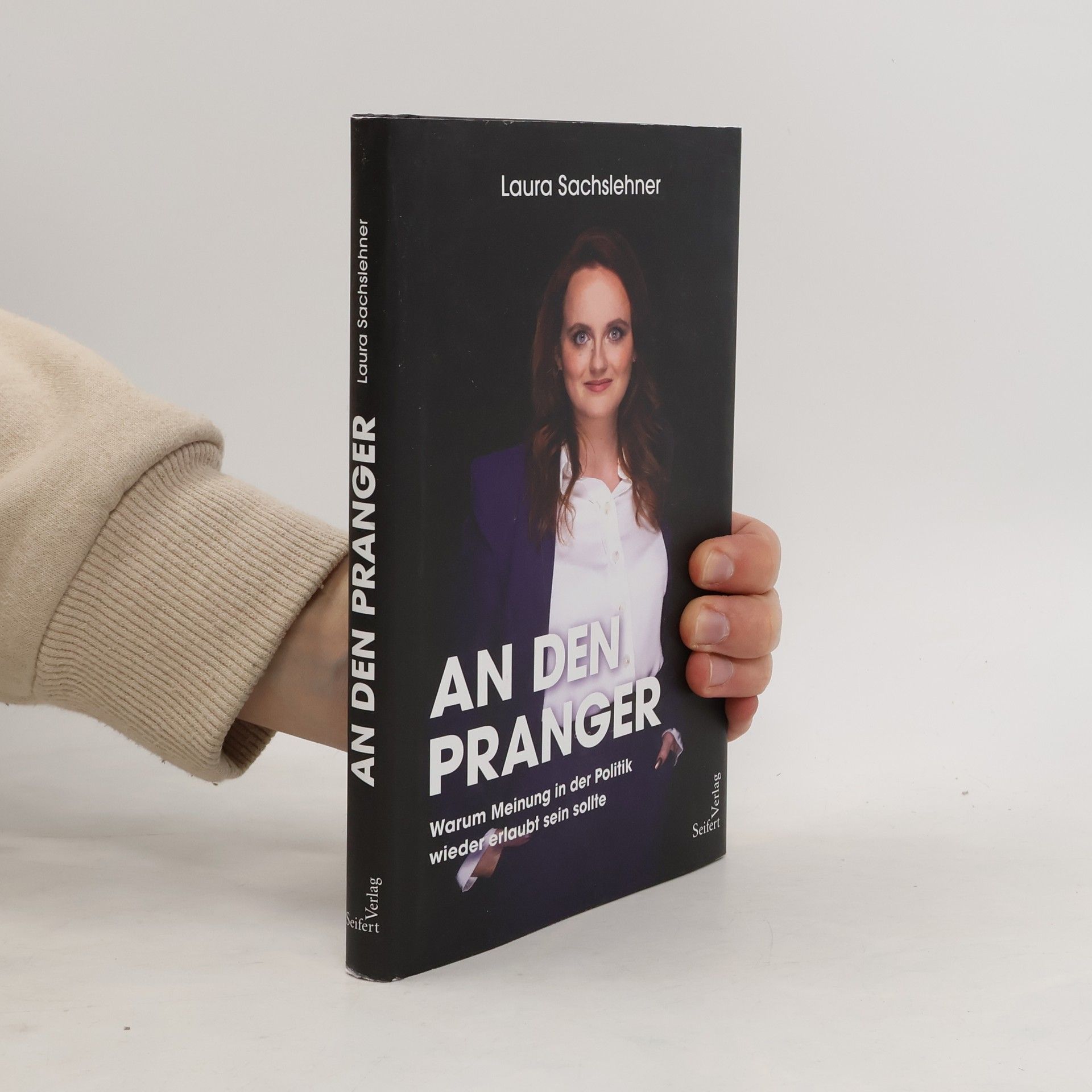 Laura Sachslehner An den Pranger