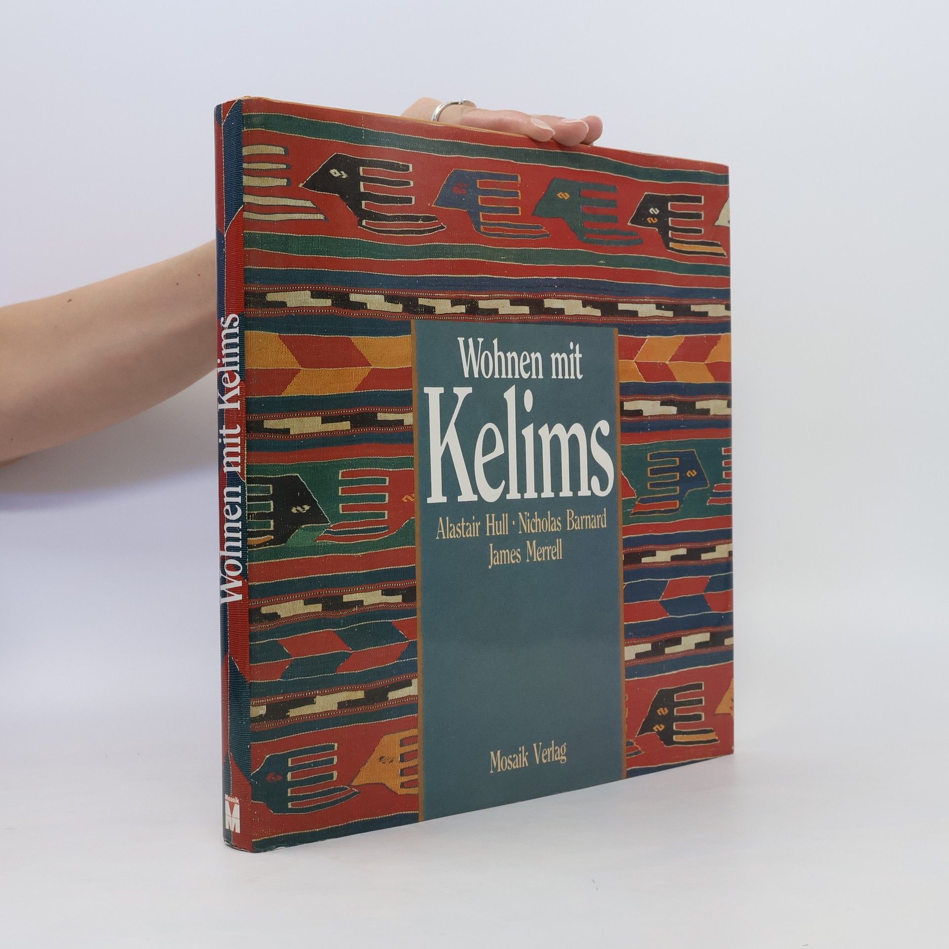 Alastair Hull Wohnen mit Kelims