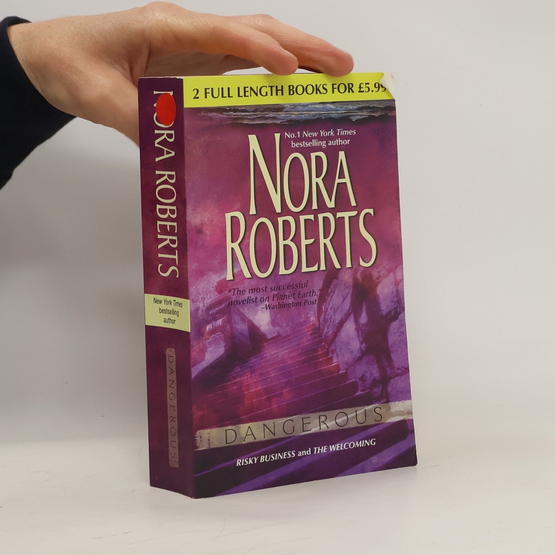 Nora Roberts Dangerous