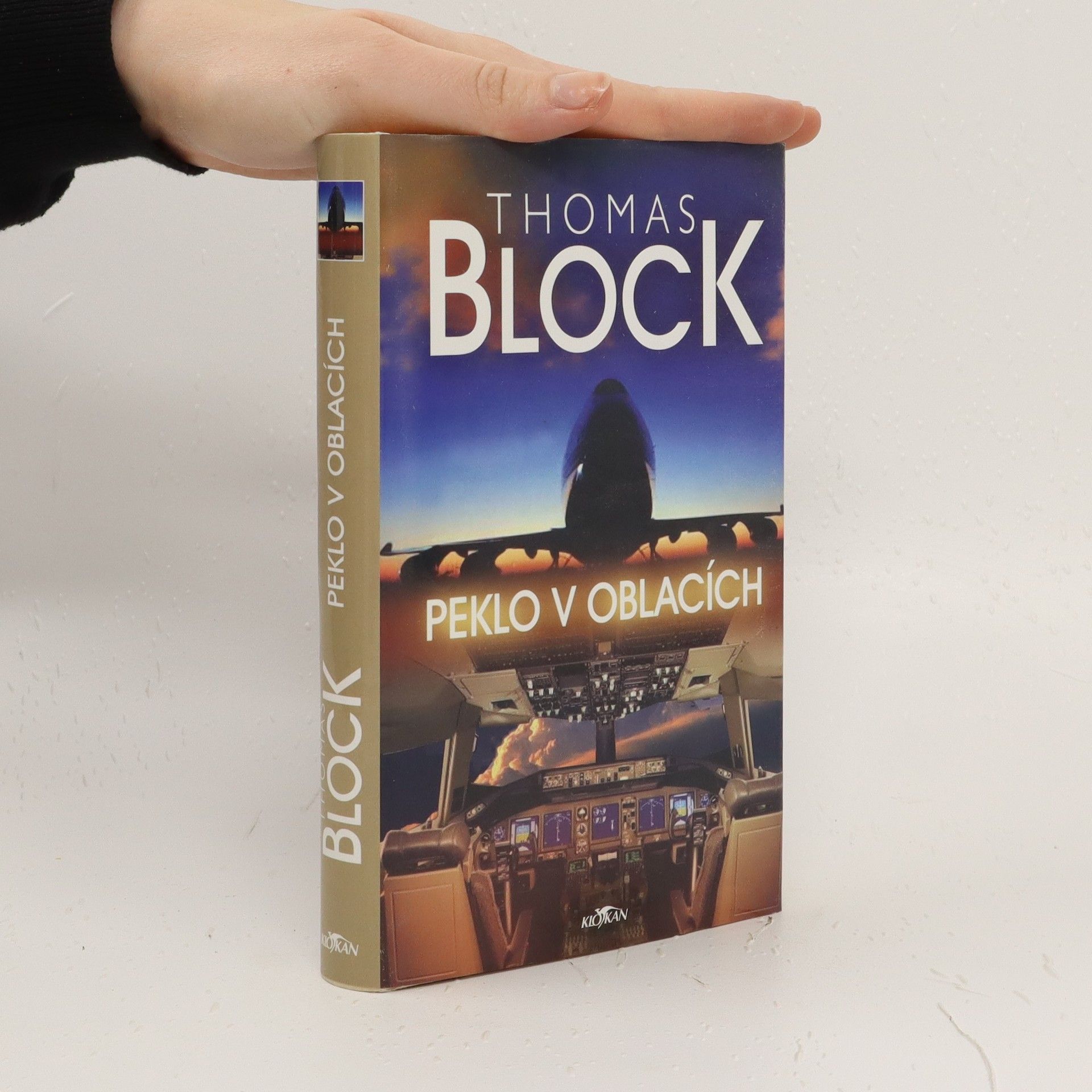 Thomas Block Peklo v oblacích
