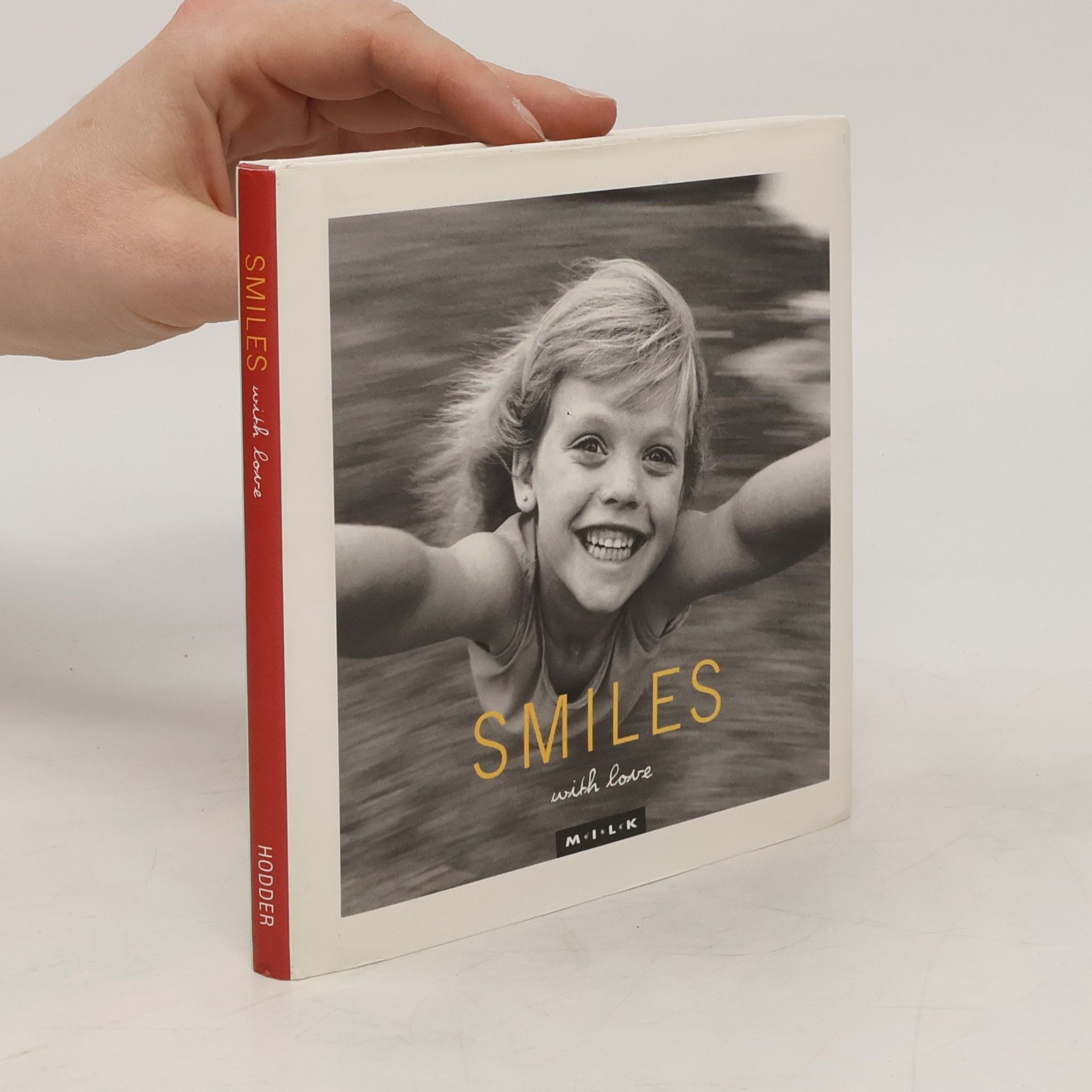 AA.VV. Smiles with love