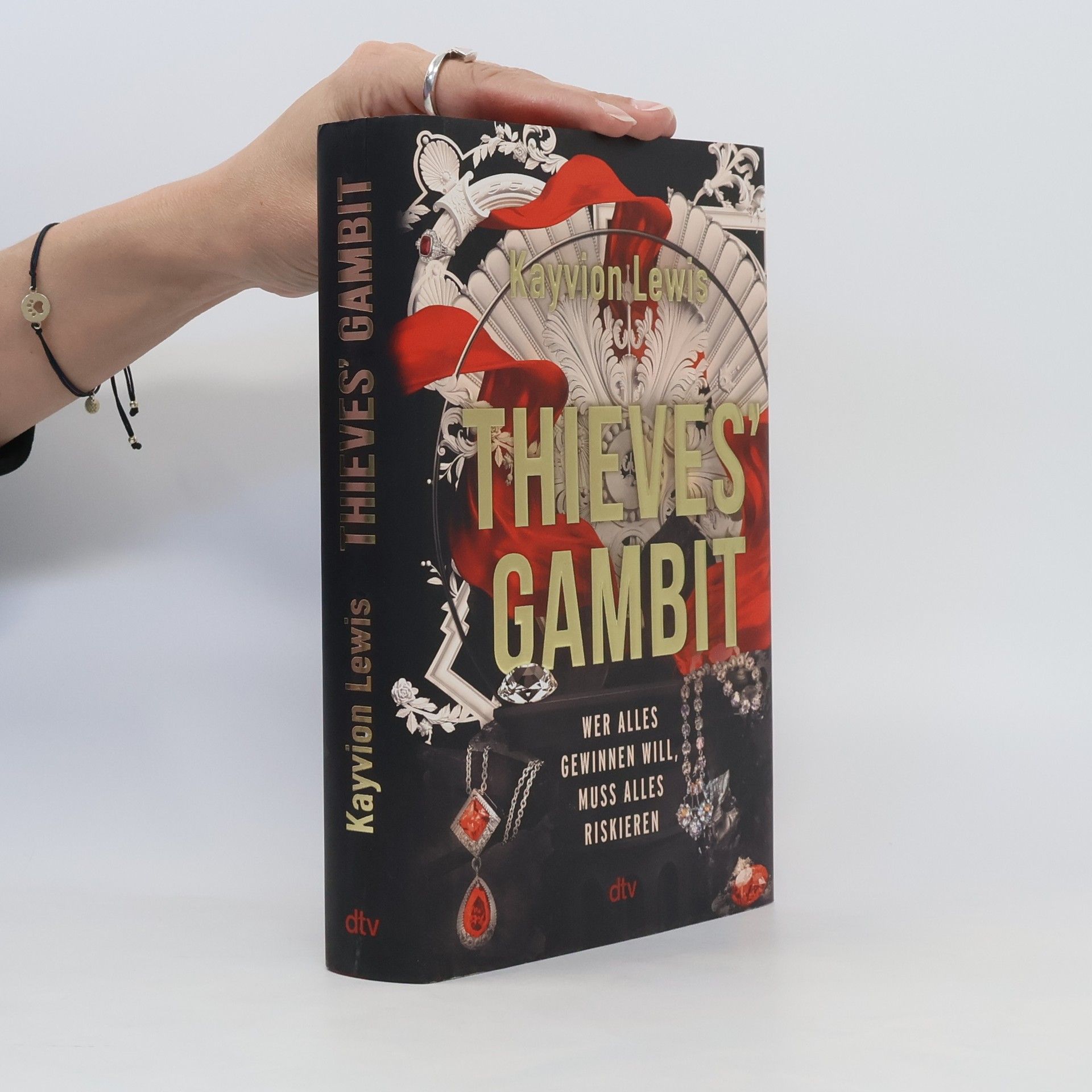 Kayvion Lewis Thieves' Gambit