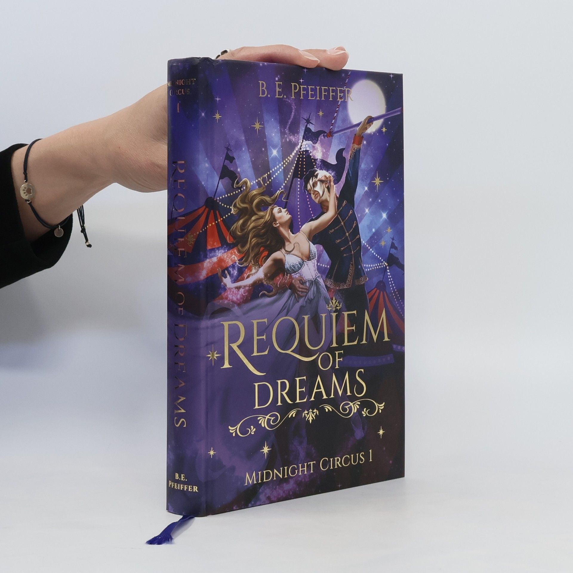 Bettina Pfeiffer Midnight Circus - Requiem of Dreams