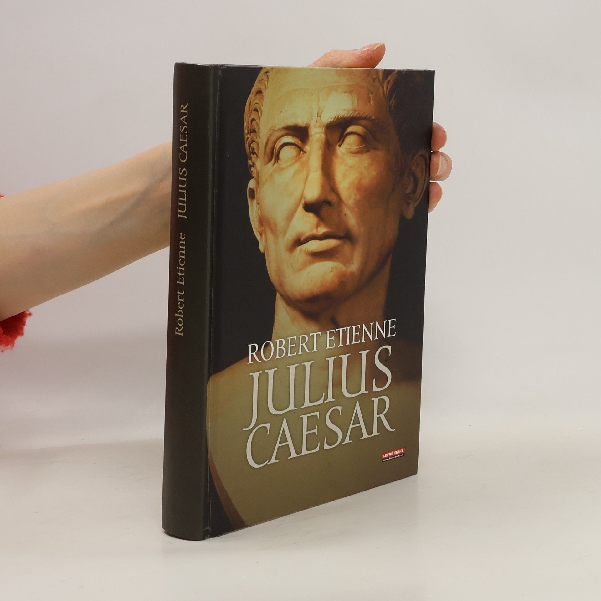 Robert Étienne Julius Caesar