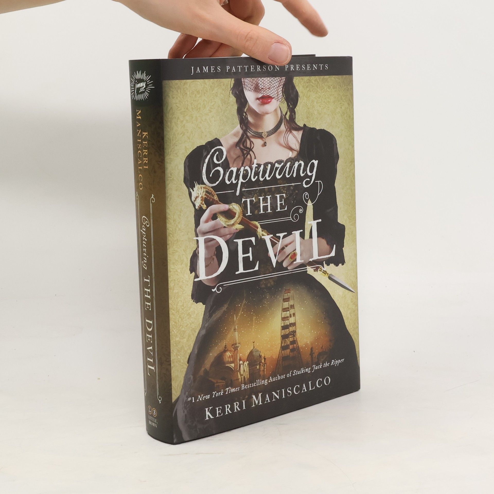 Kerri Maniscalco Capturing the Devil