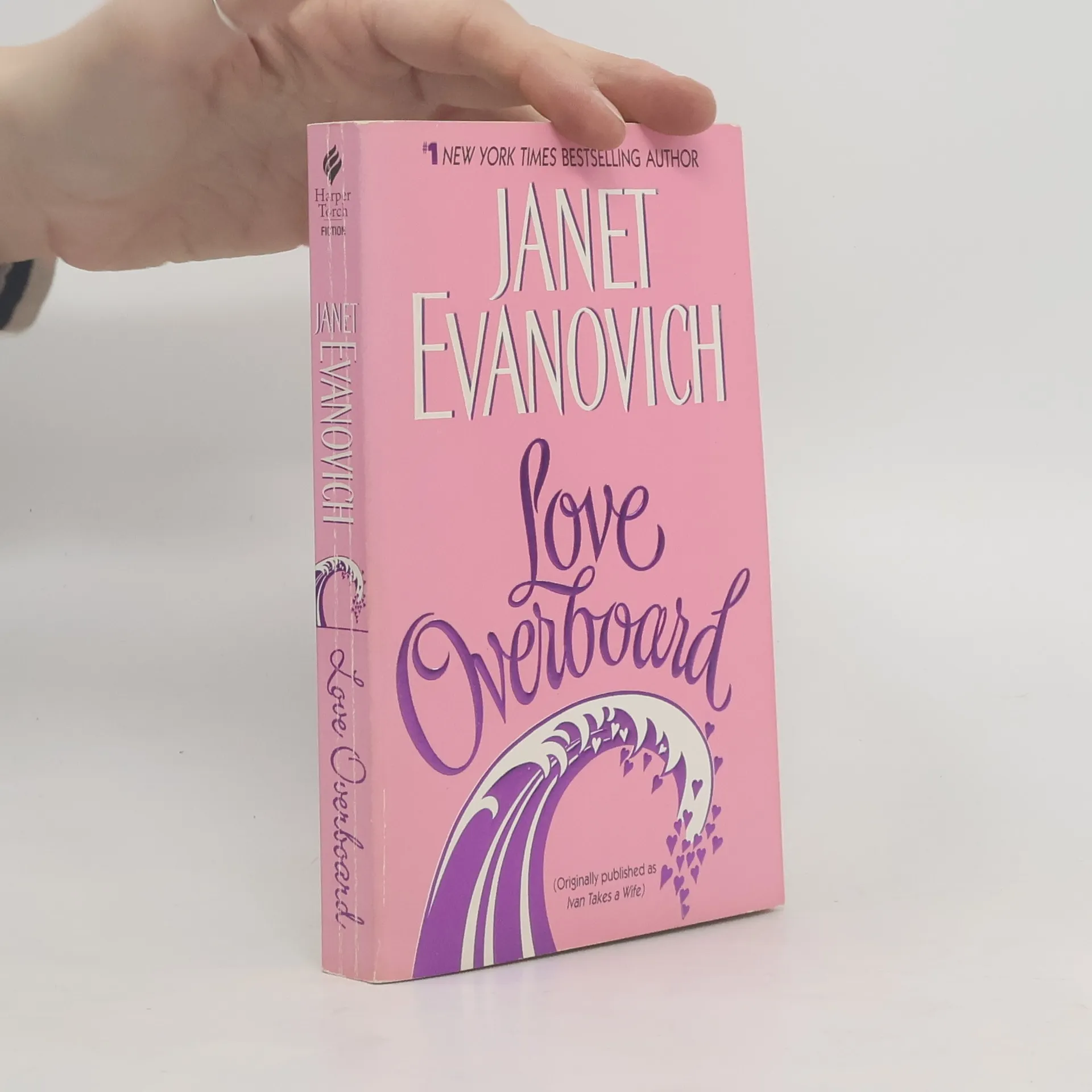 Love Overboard | Book | Paperback | Janet Evanovich | EN