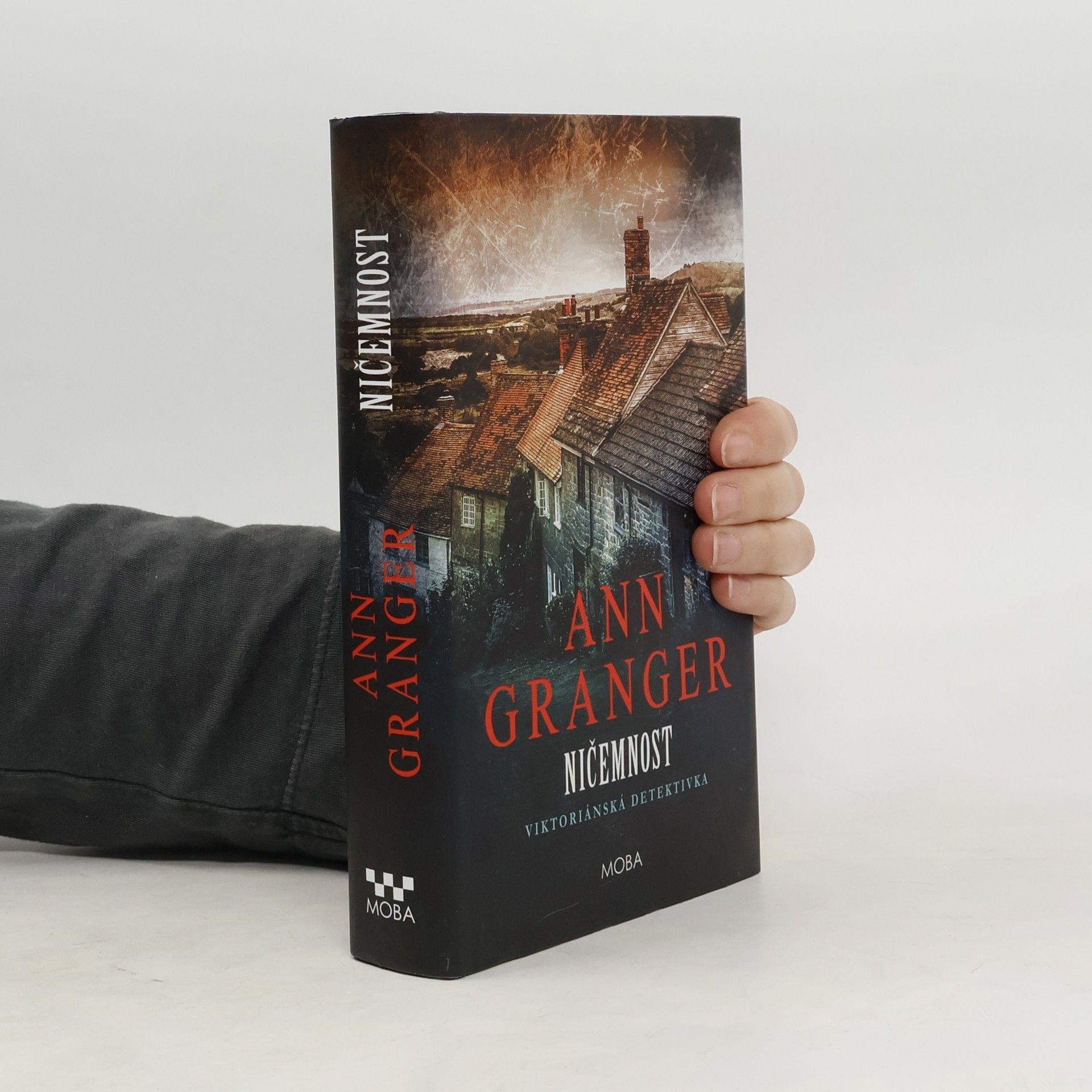 Ann Granger Ničemnost