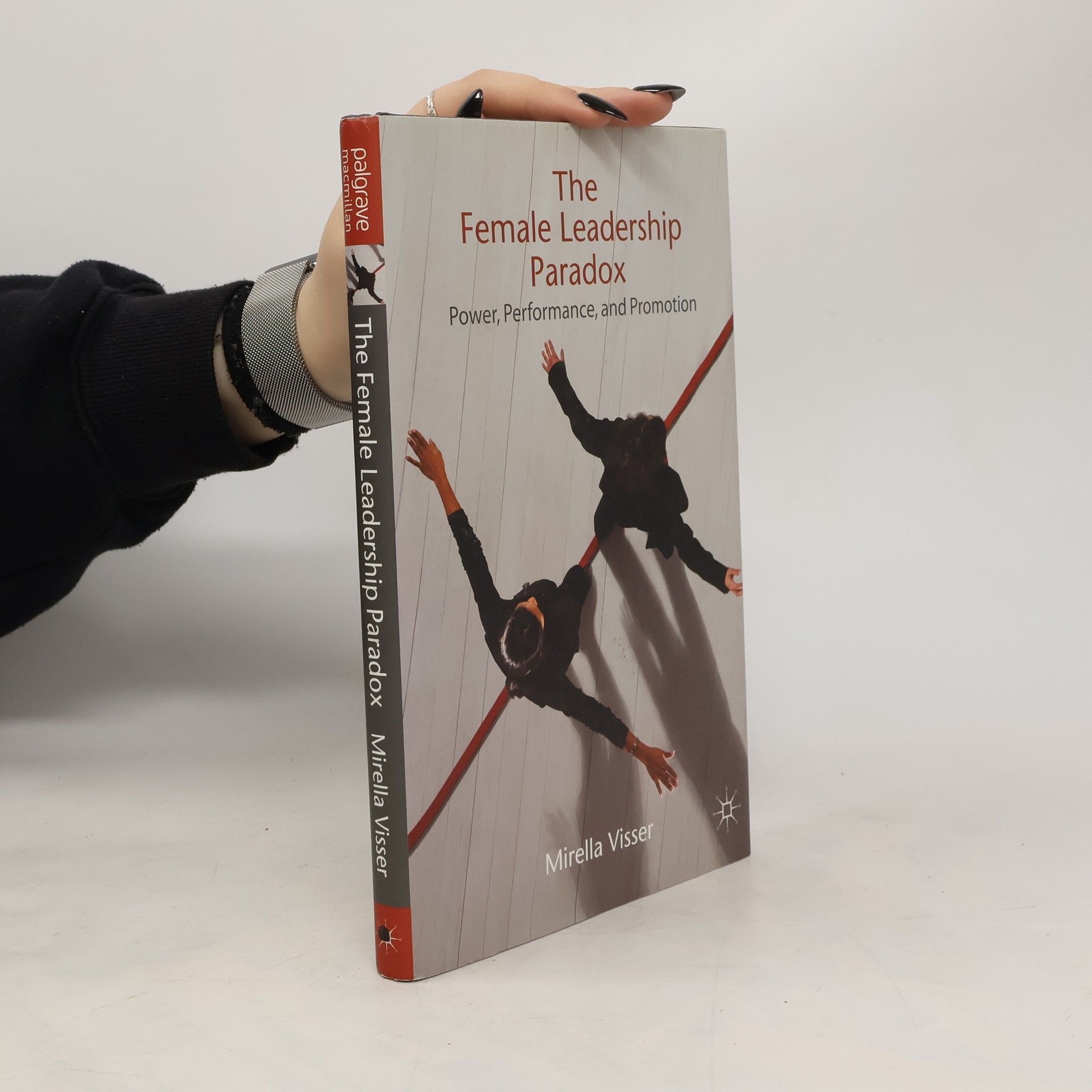Mirella Visser The Female Leadership Paradox